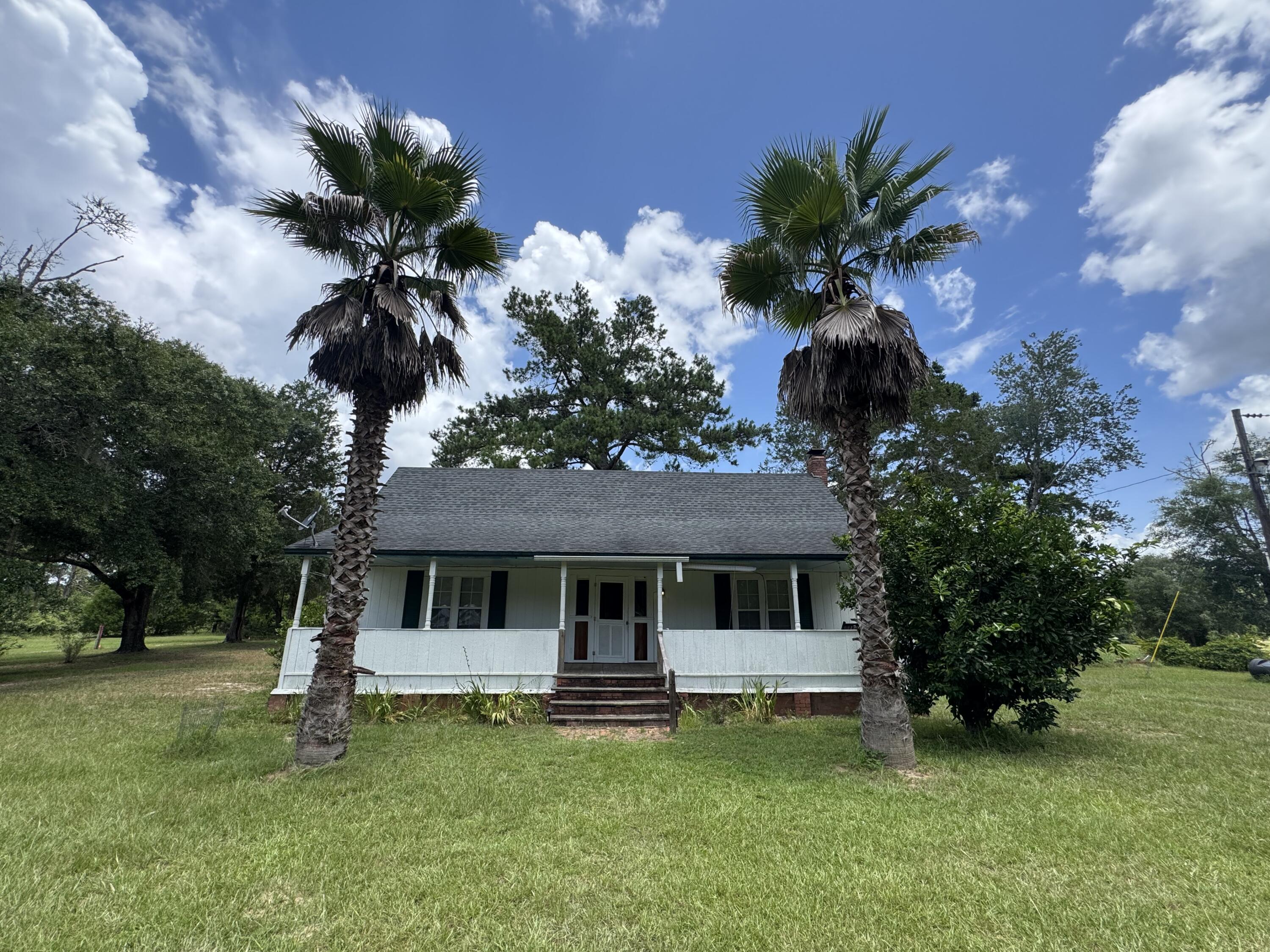 Foto de propiedad en 1900 Olive Lane, Bonifay, FL 32425 Bonifay con MLS# 