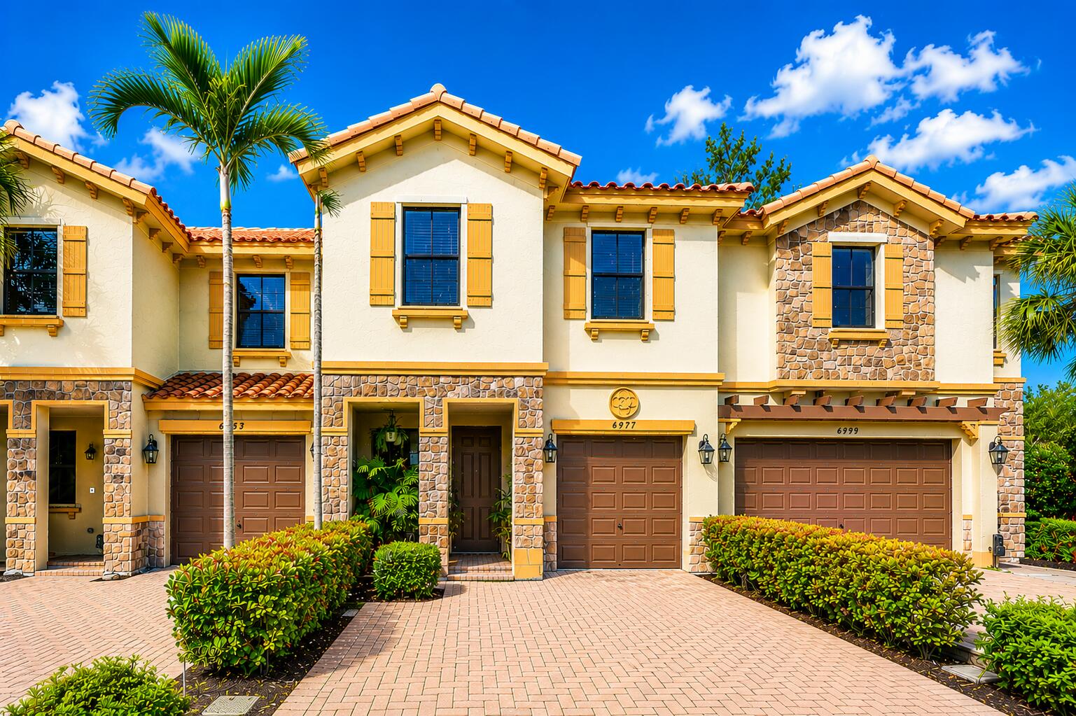 Foto de propiedad en 6977 Broadland Way, Coconut Creek, FL 33073 Coconut Creek con MLS# 