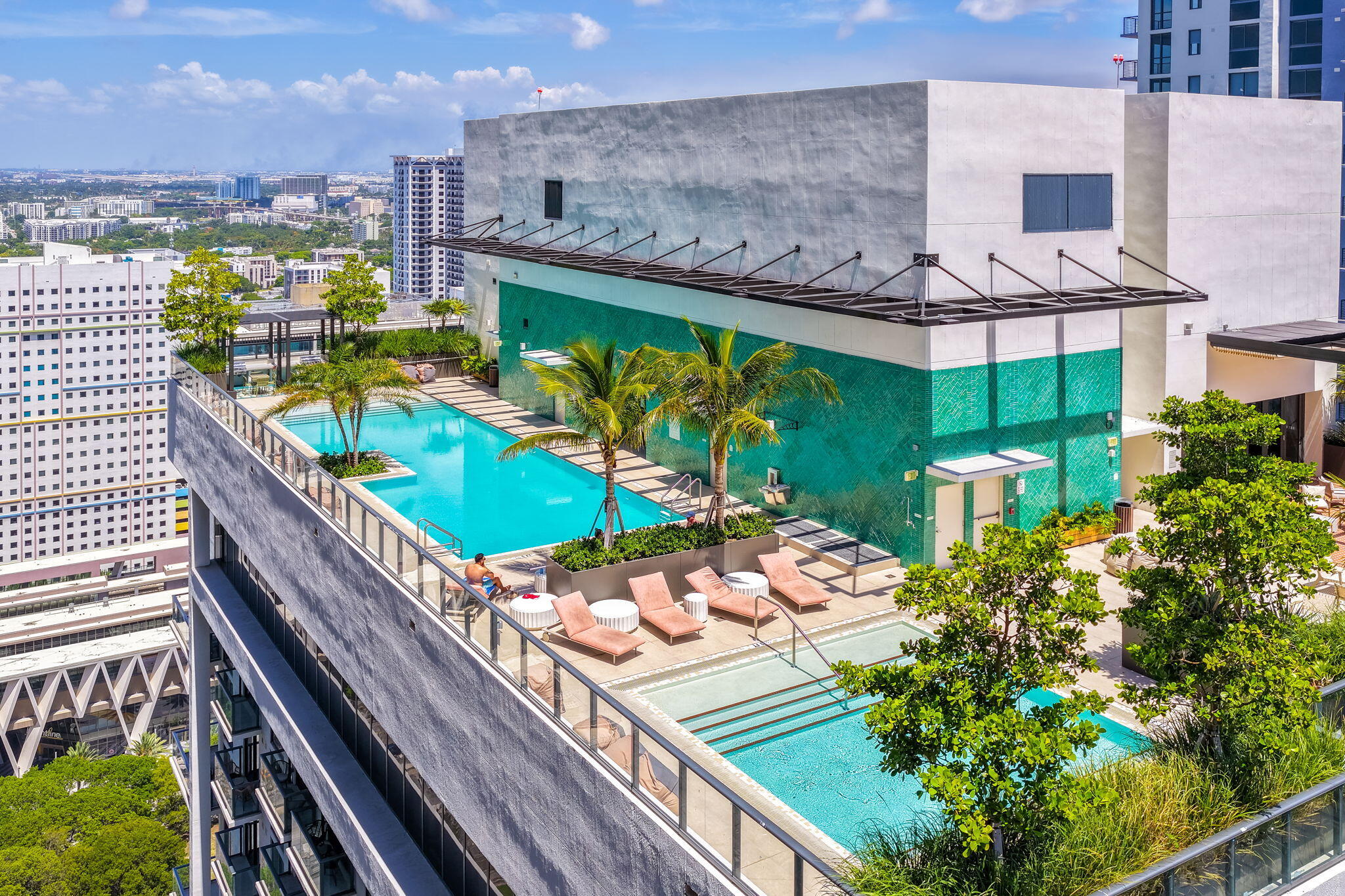 Foto de propiedad en 11 NE 6th Street 1912, Miami, FL 33132 Miami con MLS# 