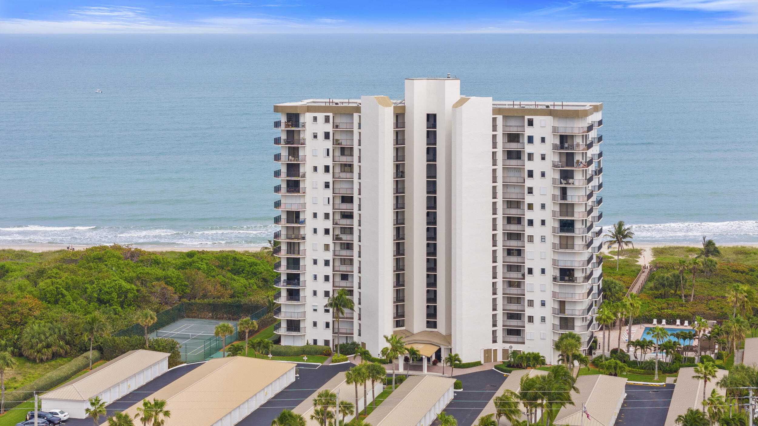 En Venta 3150 N Hwy A1a APT 201, Fort Pierce, FL 34949, Fort Pierce, FL 34949