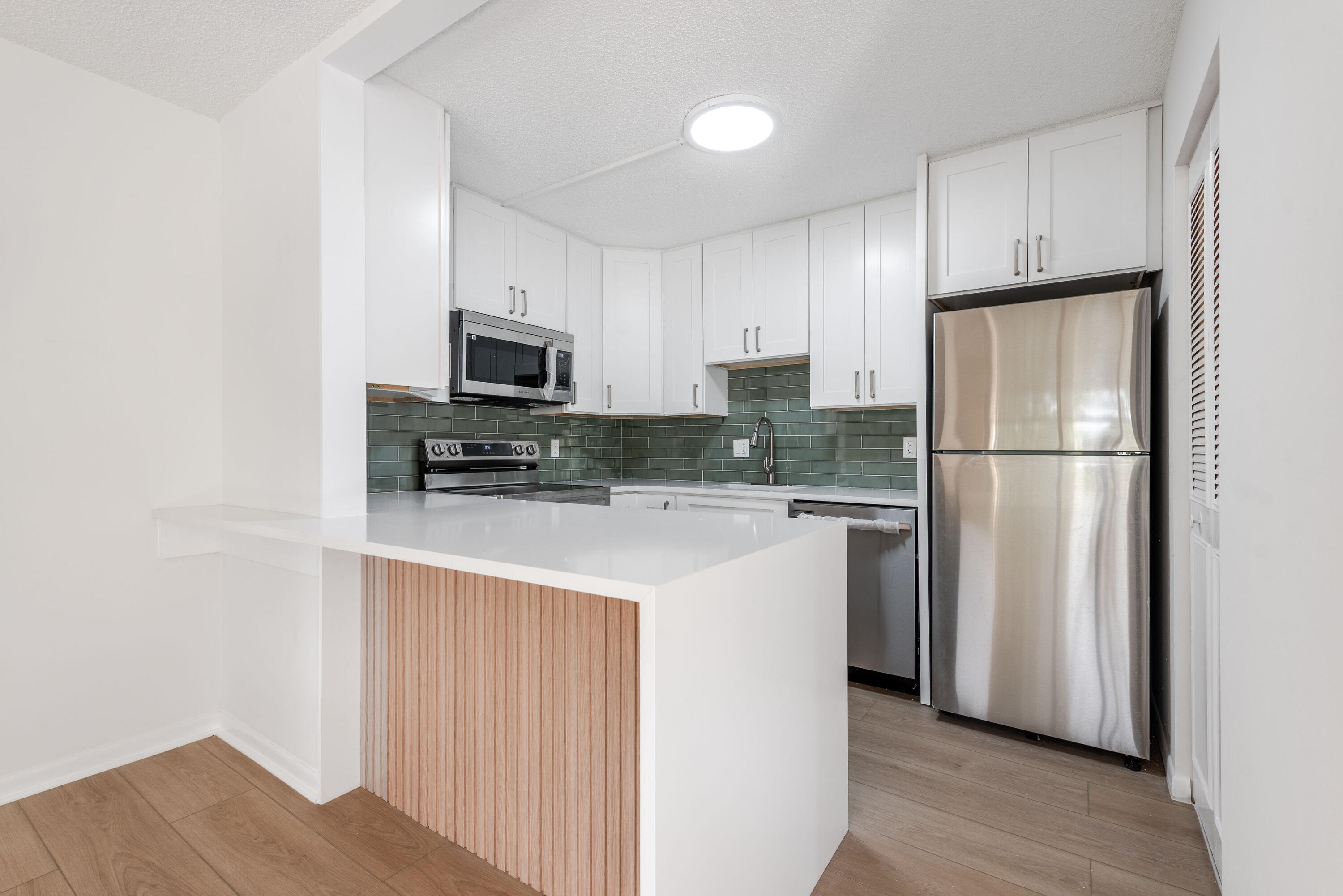 Foto de propiedad en 3561 Tall Pine Way D-2, Greenacres, FL 33463 Greenacres con MLS# 