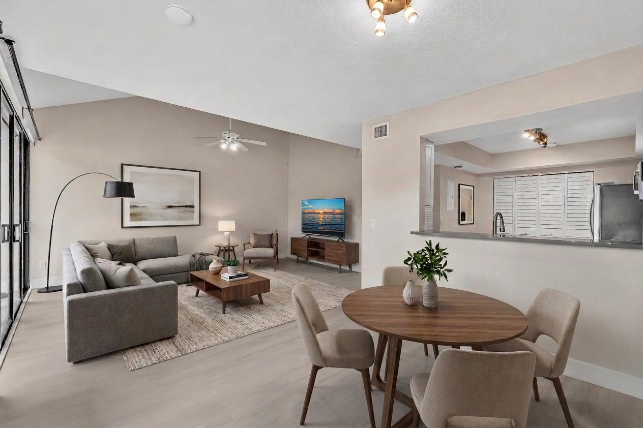 Foto de propiedad en 11569 Terra Bella Boulevard, Plantation, FL 33325 Plantation con MLS# 