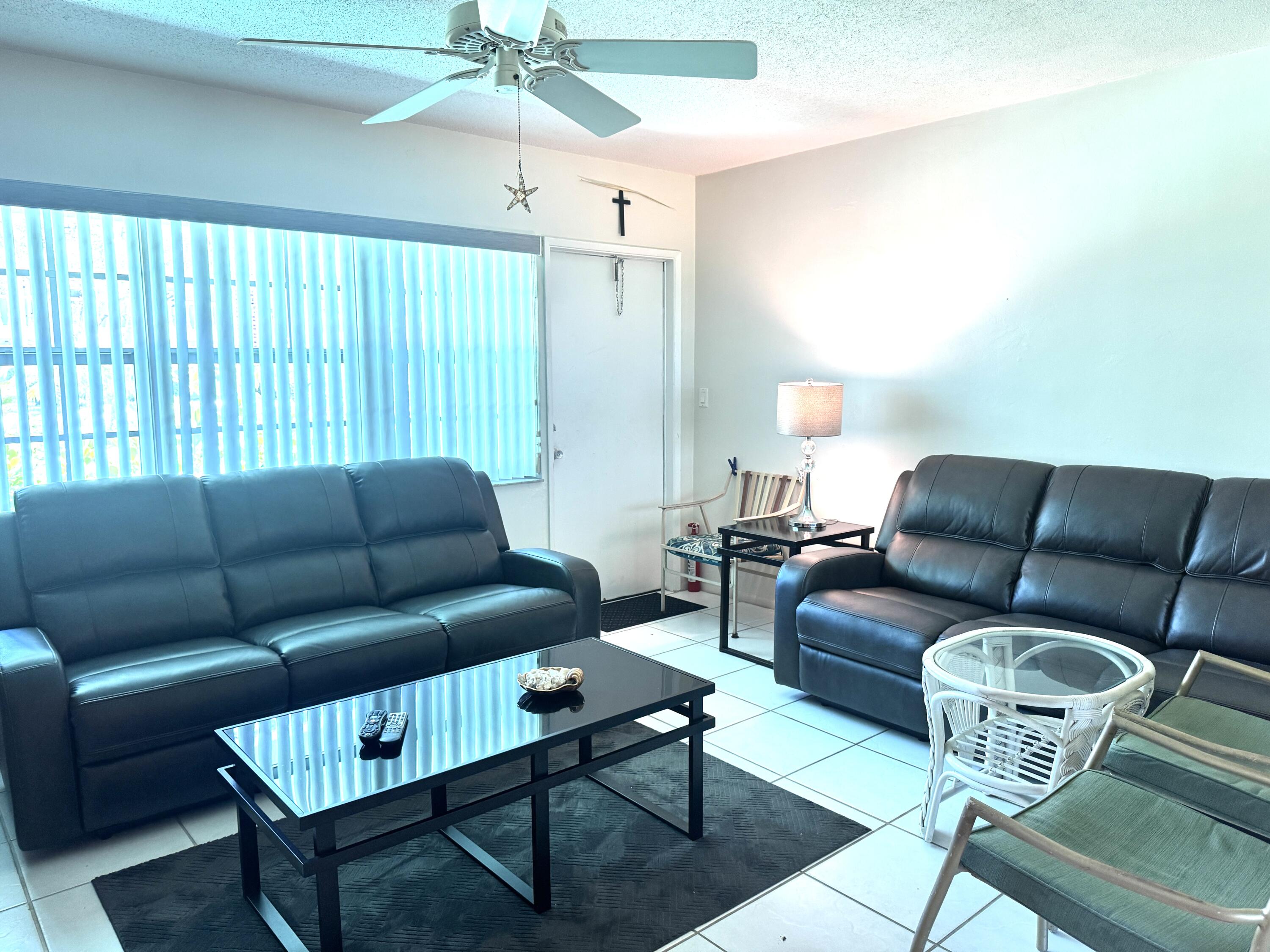 Foto de propiedad en 5200 NE 24th Terrace C116, Fort Lauderdale, FL 33308 Fort Lauderdale con MLS# 