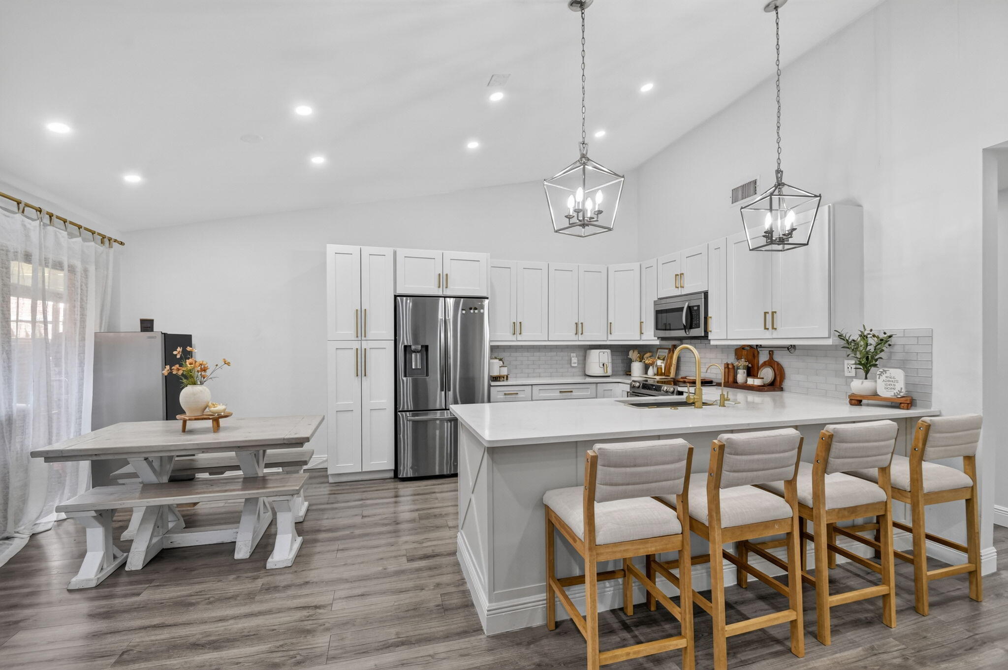 Vendido 414 Springdale Circle, Palm Springs, FL 33461, Palm Springs, FL 33461