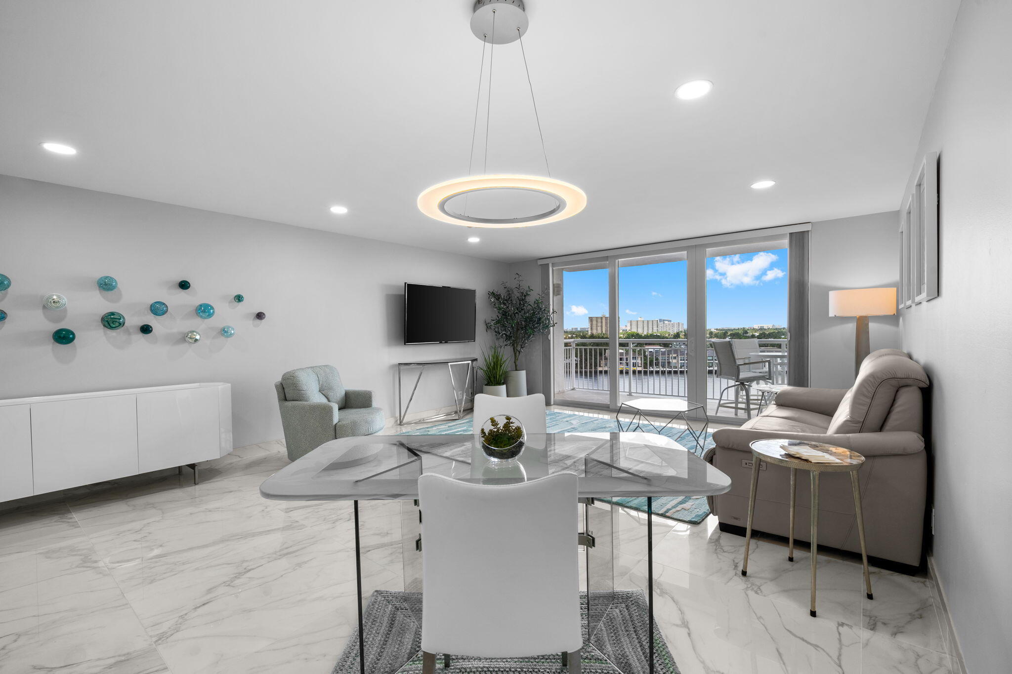 En Venta 511 Bayshore Drive 910, Fort Lauderdale, FL 33304, Fort Lauderdale, FL 33304
