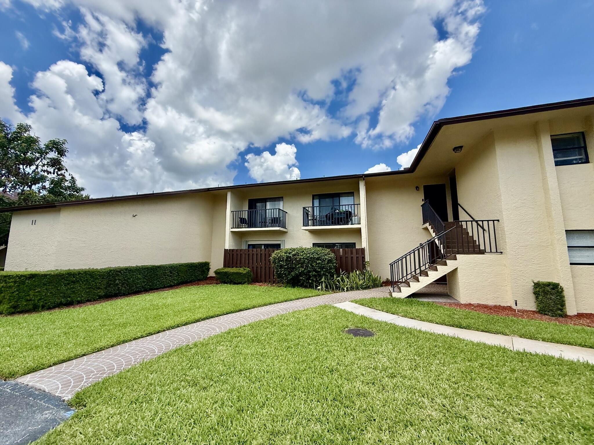 En Renta 2050 Oleander Boulevard 11-103, Fort Pierce, FL 34950, Fort Pierce, FL 34950