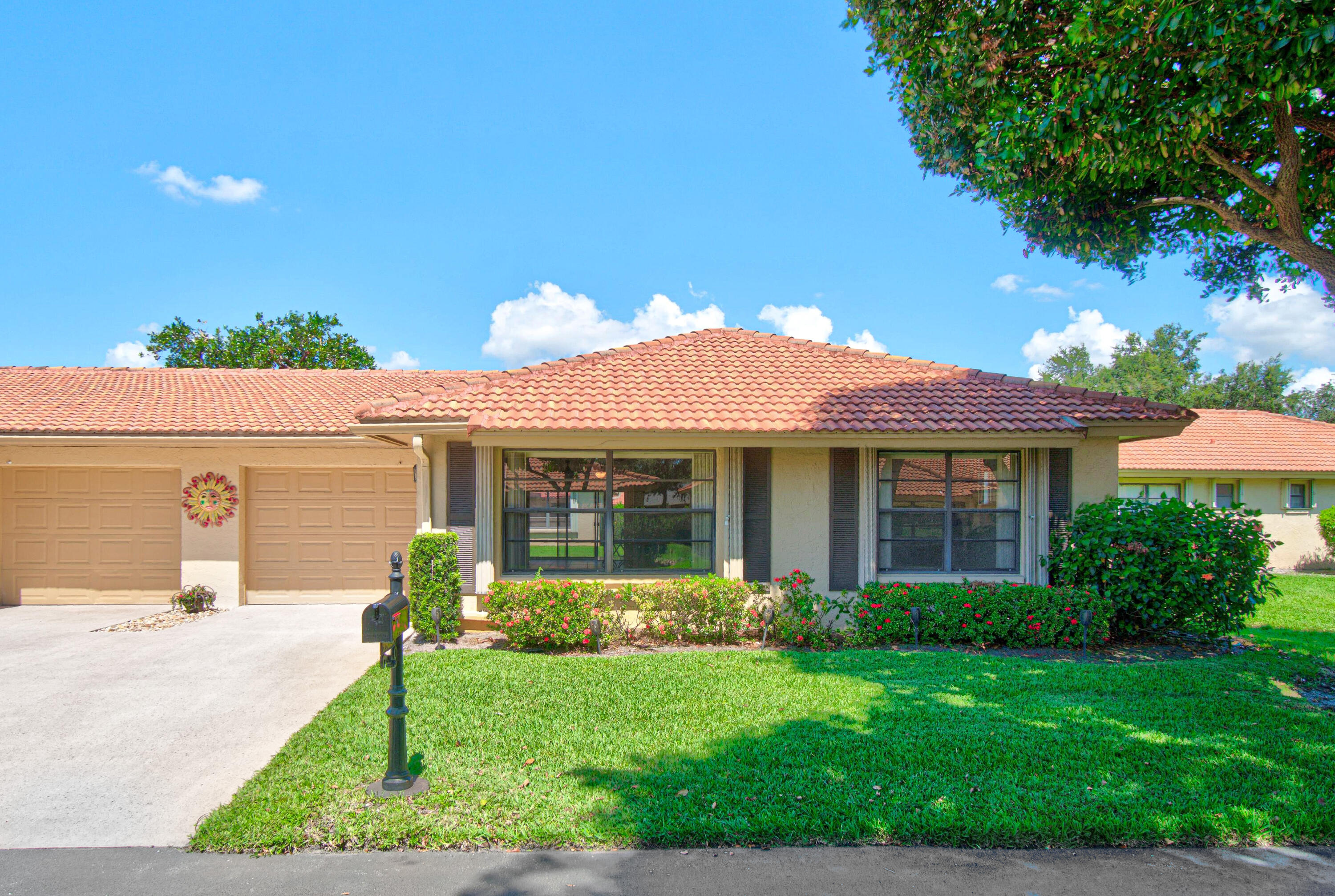 Foto de propiedad en 9925 Frangipani Tree Way B, Boynton Beach, FL 33436 Boynton Beach con MLS# 