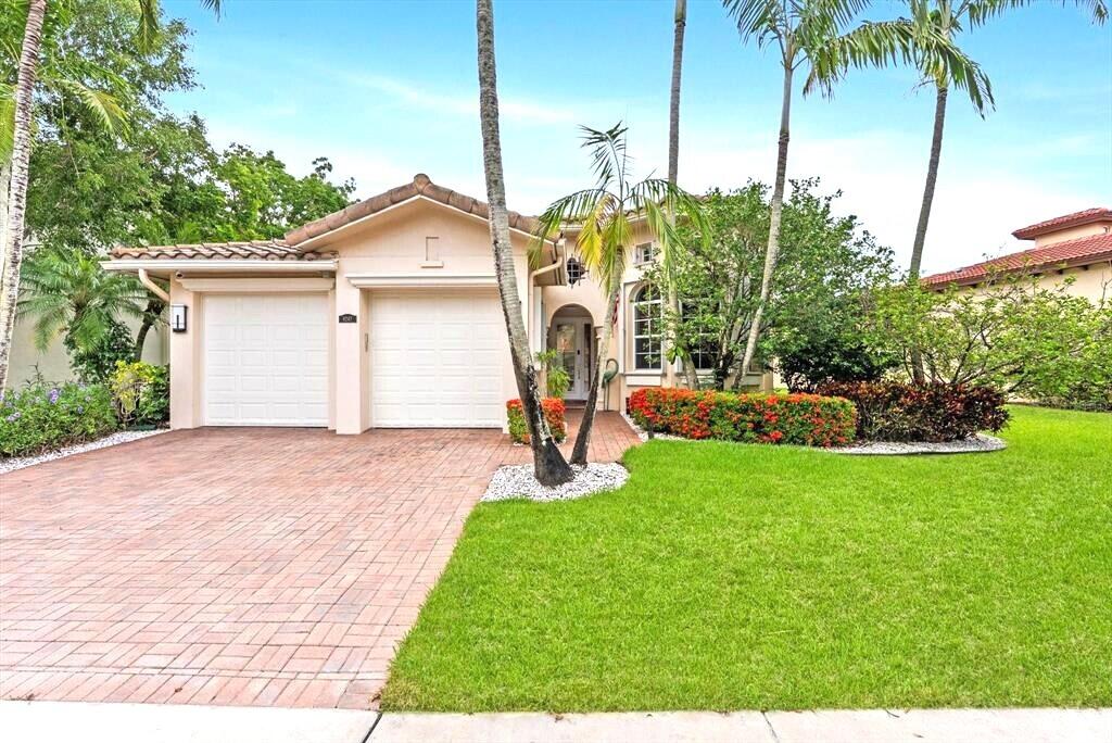 Foto de propiedad en 8247 NW 107th Terrace, Parkland, FL 33076 Parkland con MLS# 