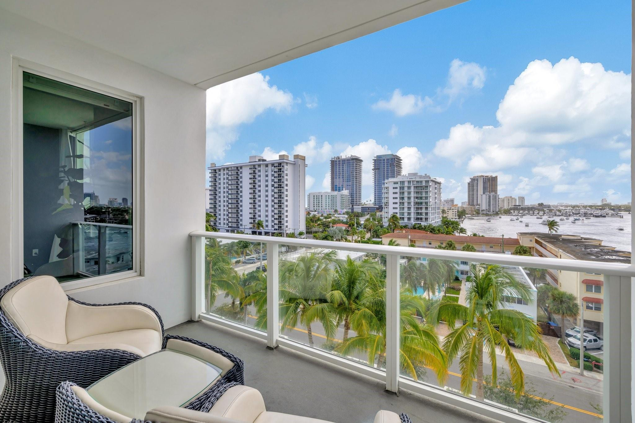 Foto de propiedad en 401 N Birch Road 703, Fort Lauderdale, FL 33304 Fort Lauderdale con MLS# 