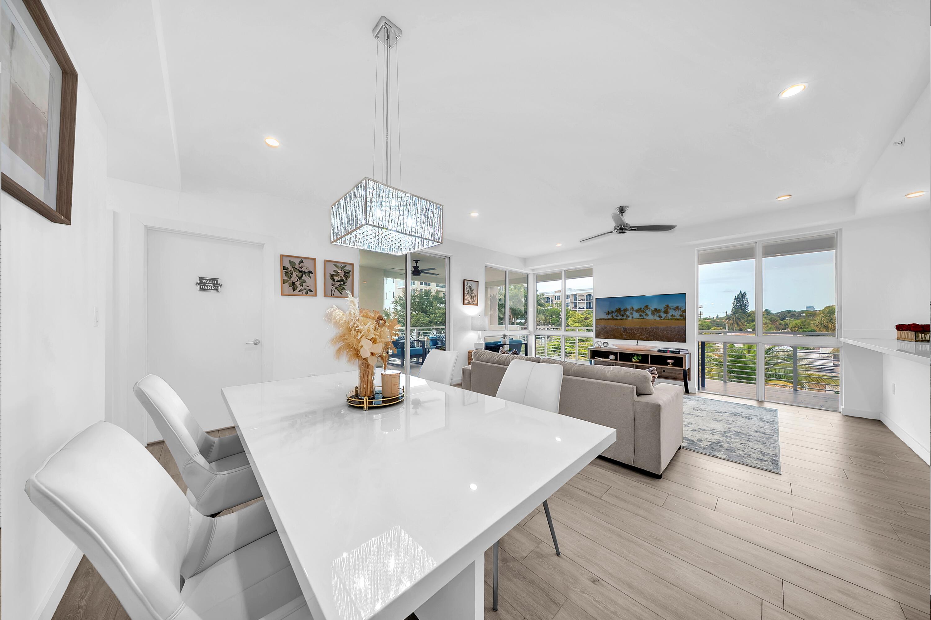 Foto de propiedad en 51 SE 19th Avenue 303, Deerfield Beach, FL 33441 Deerfield Beach con MLS# 