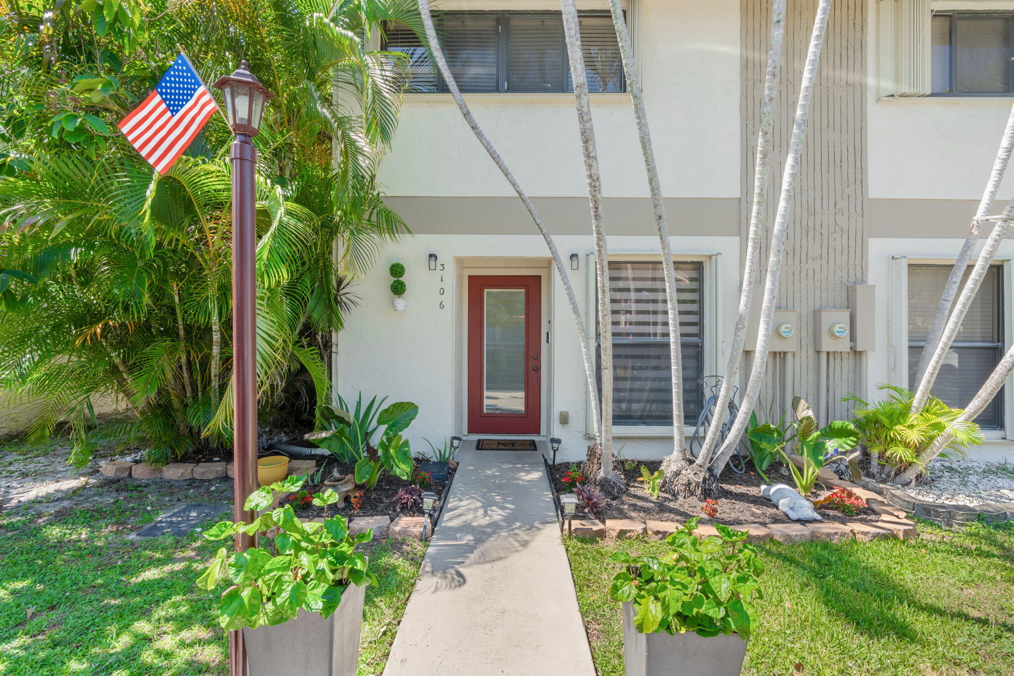 WELCOME TO YOUR URBAN SANCTUARY.