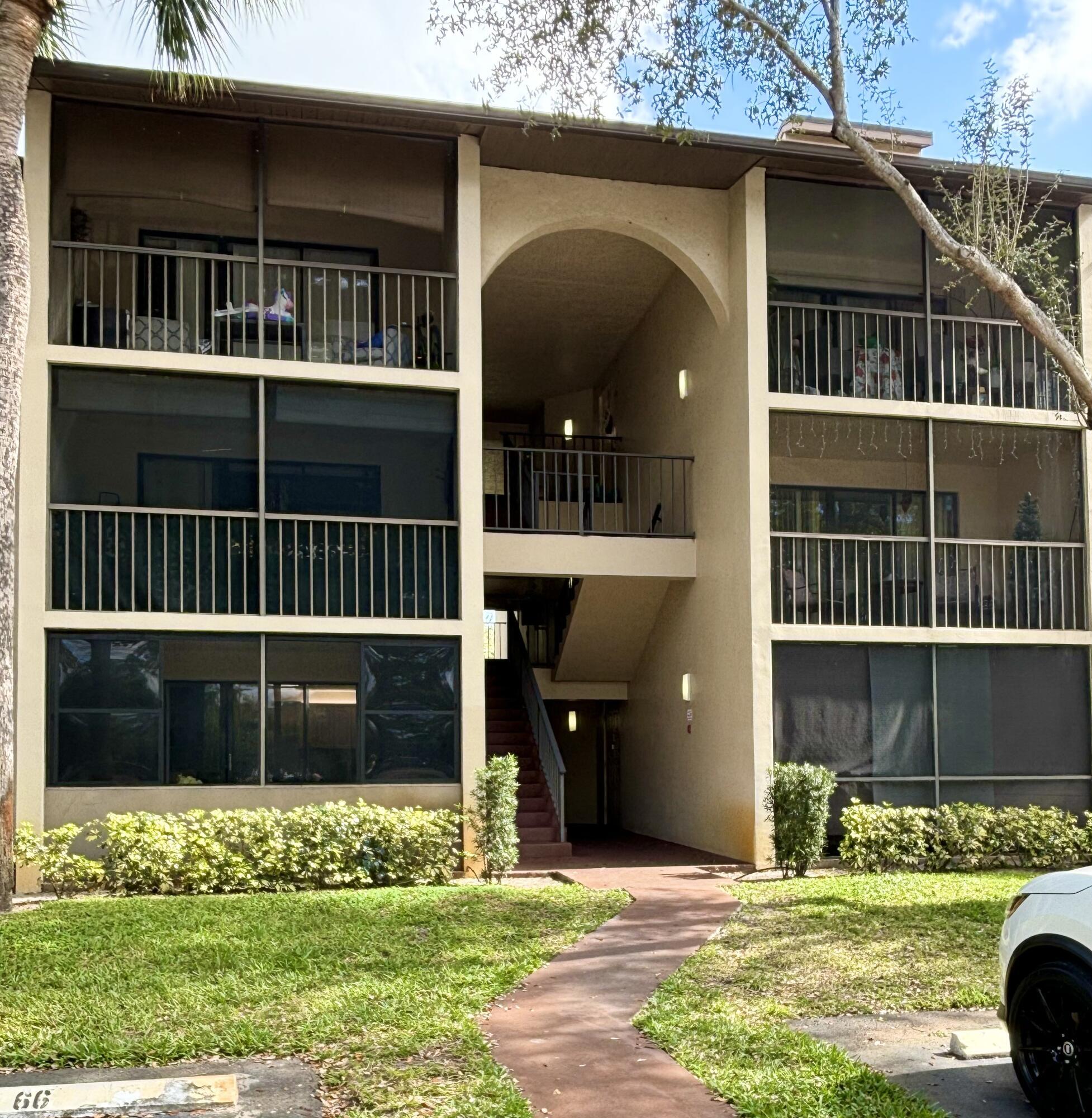 Alquilada 203 Foxtail Drive F1, Greenacres, FL 33415, Greenacres, FL 33415