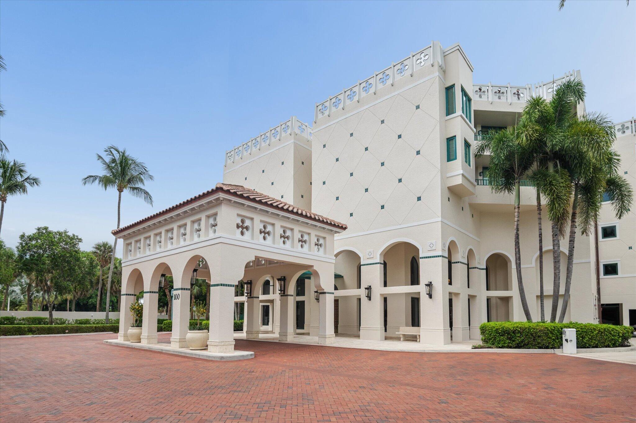 Foto de propiedad en 120 SE 5th Avenue 329, Boca Raton, FL 33432 Boca Raton con MLS# 