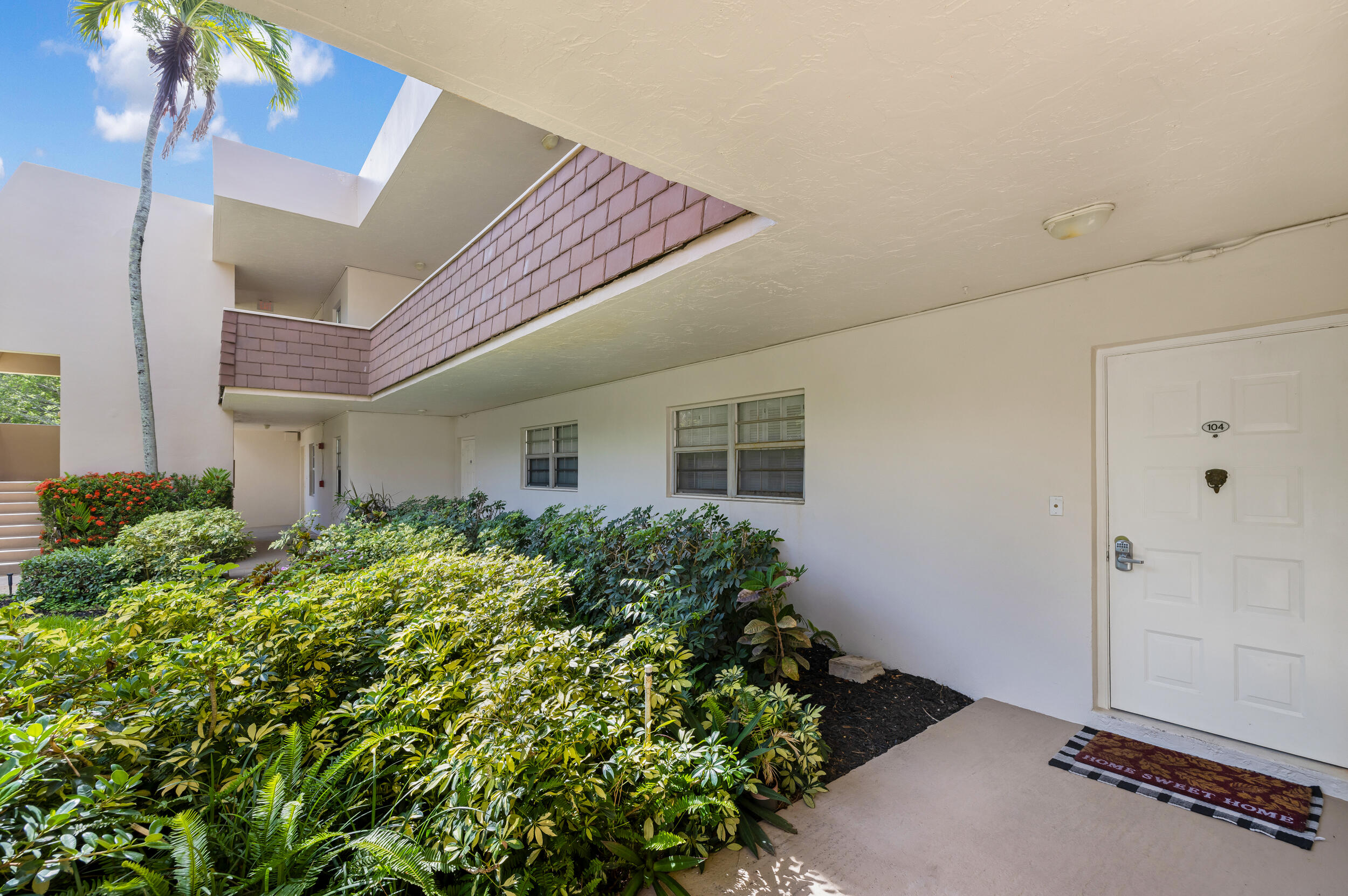 En Renta 3621 Oaks Clubhouse Dr. Drive 104, Pompano Beach, FL 33069, Pompano Beach, FL 33069