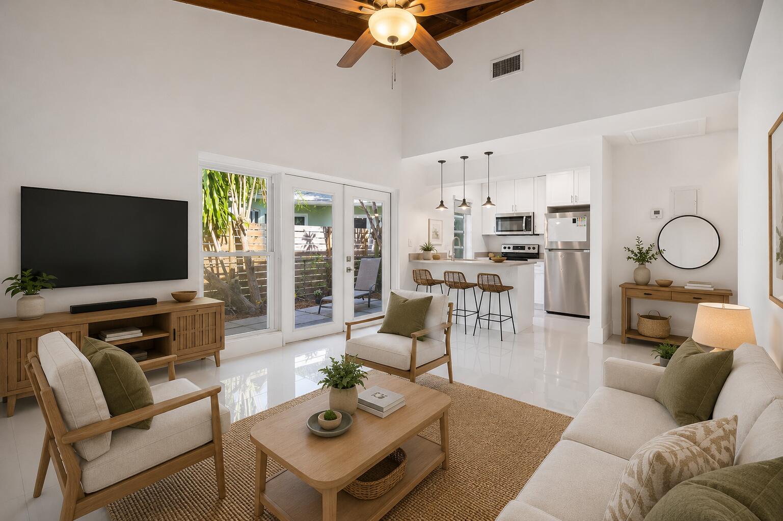 Foto de propiedad en 410 SE 13th Street 2, Fort Lauderdale, FL 33316 Fort Lauderdale con MLS# 
