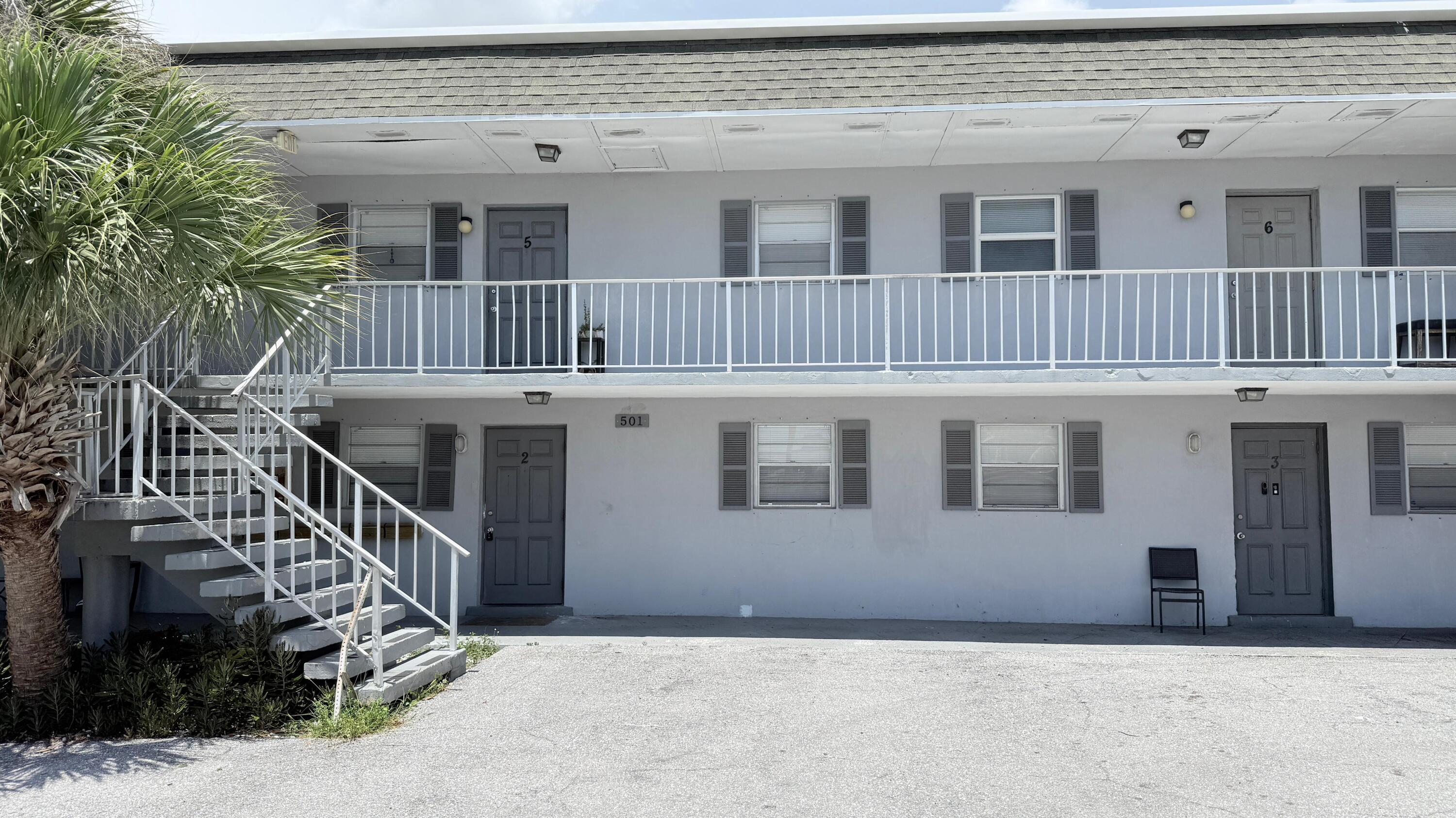 Alquilada 501 W Kalmia Drive 2, West Palm Beach, FL 33403, West Palm Beach, FL 33403