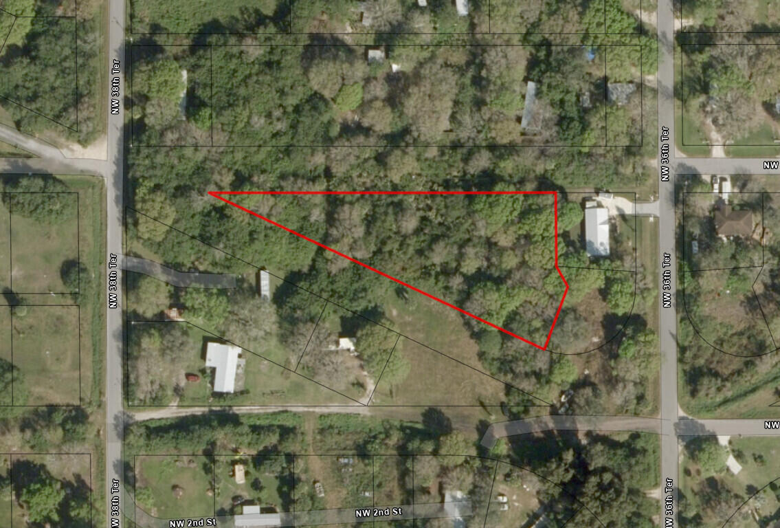 Foto de propiedad en 0 Nw 3rd Street, Okeechobee, FL 34972 Okeechobee con MLS# 