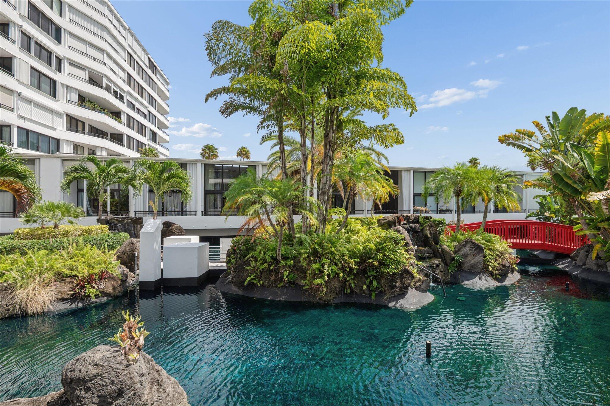 Foto de propiedad en 3589 S Ocean Boulevard 30, South Palm Beach, FL 33480 South Palm Beach con MLS# 