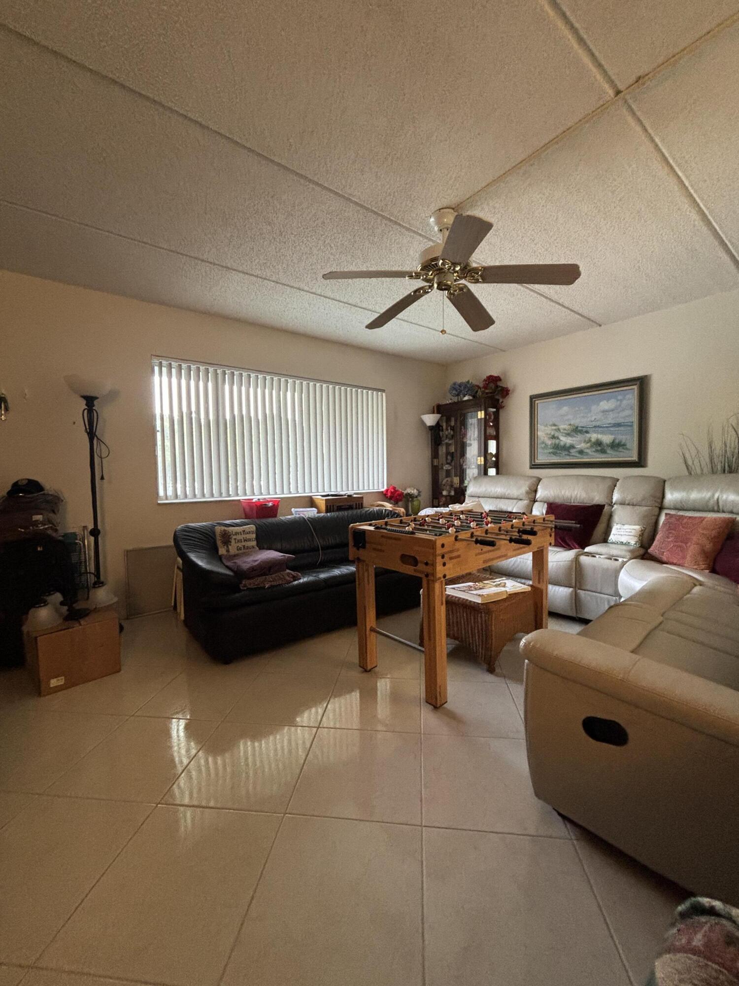 En Venta 3100 Springdale Boulevard 212, Palm Springs, FL 33461, Palm Springs, FL 33461