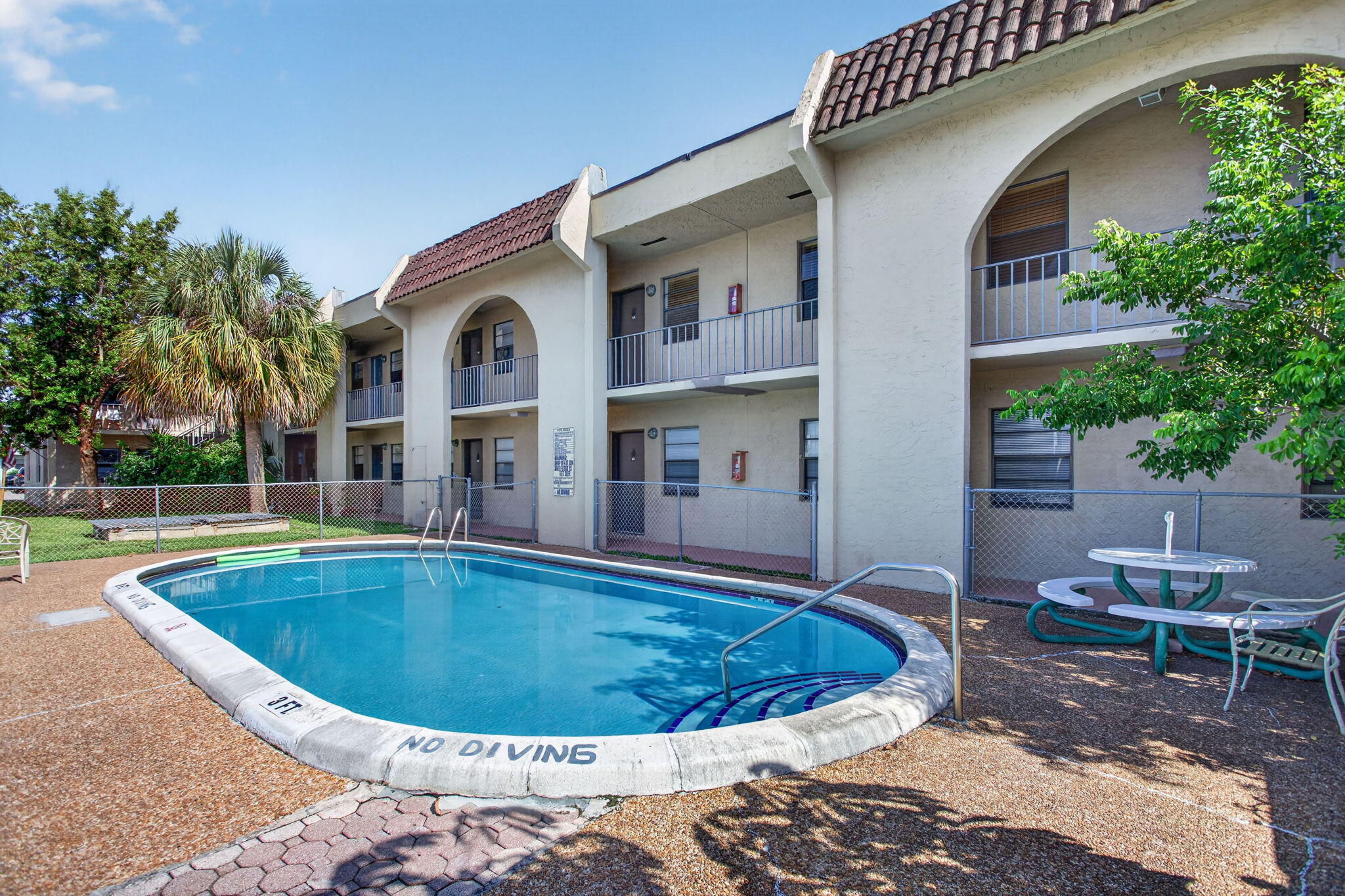 Foto de propiedad en 2141 NE 42nd Street 112, Lighthouse Point, FL 33064 Lighthouse Point con MLS# 
