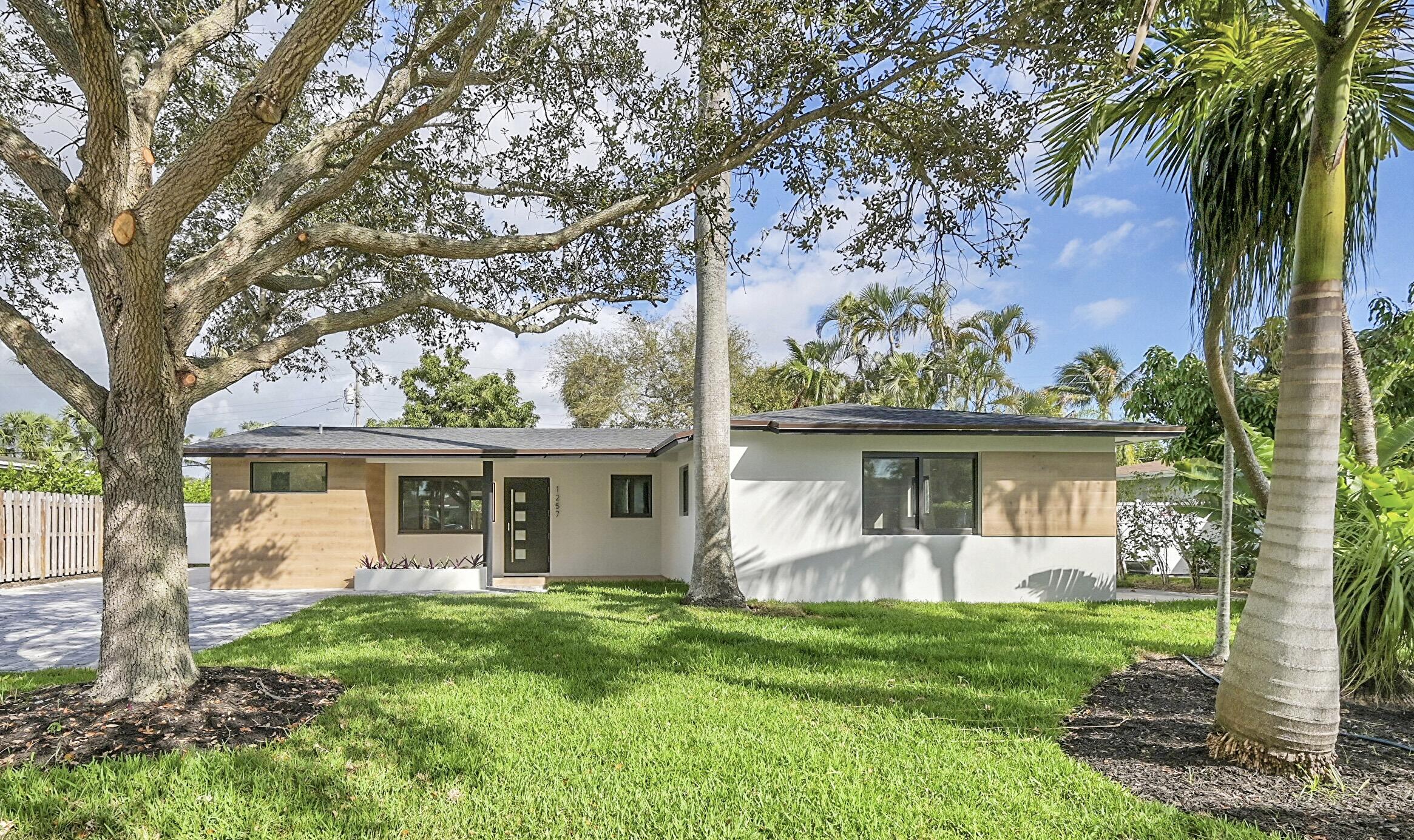 Foto de propiedad en 1257 NW 4th Street, Boca Raton, FL 33486 Boca Raton con MLS# 