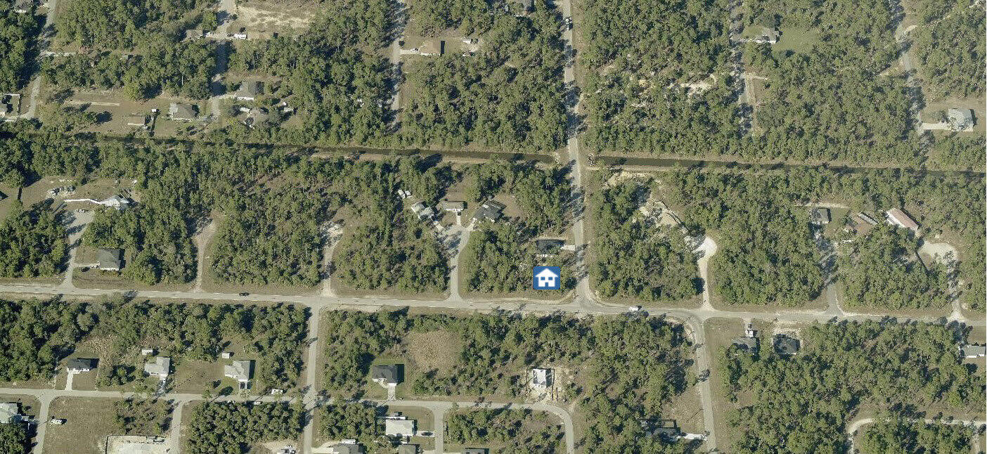 En Venta 107 Moore Avenue, Lehigh Acres, FL 33936, Lehigh Acres, FL 33936