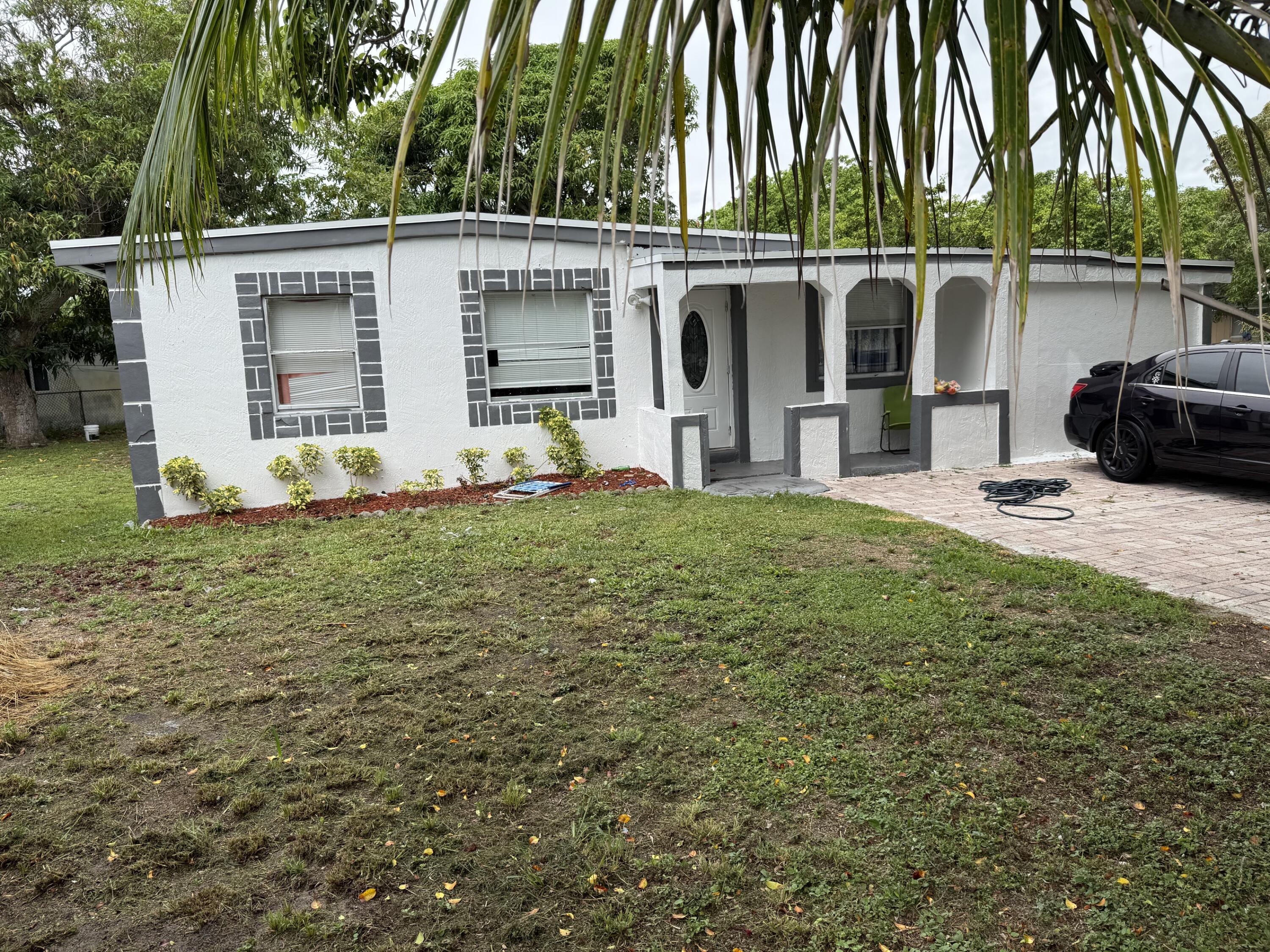 En Venta 440 Tulip Tree Drive, Lake Worth, FL 33462, Lake Worth, FL 33462