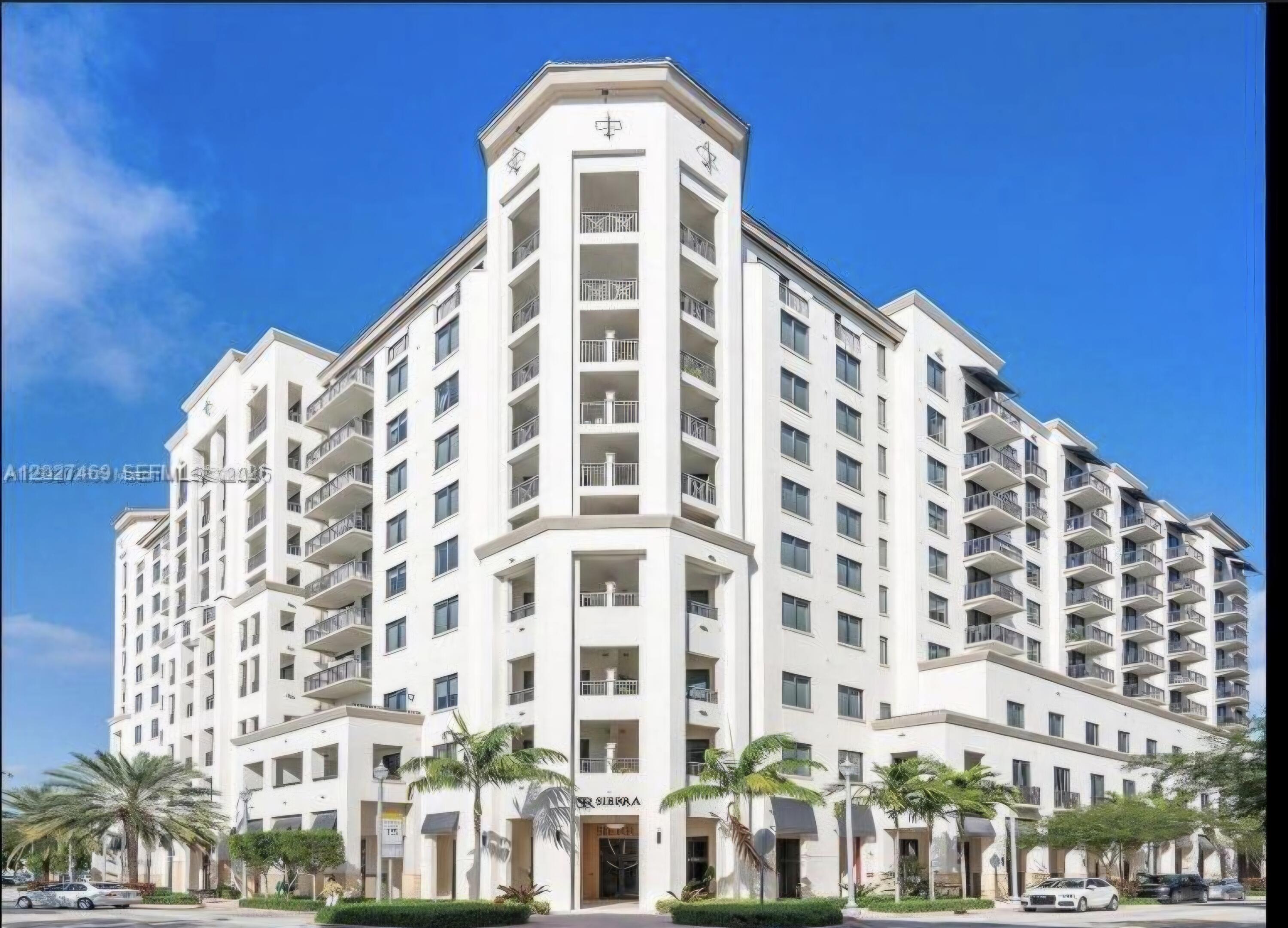 Foto de propiedad en 301 Altara Avenue 204, Coral Gables, FL 33146 Coral Gables con MLS# 