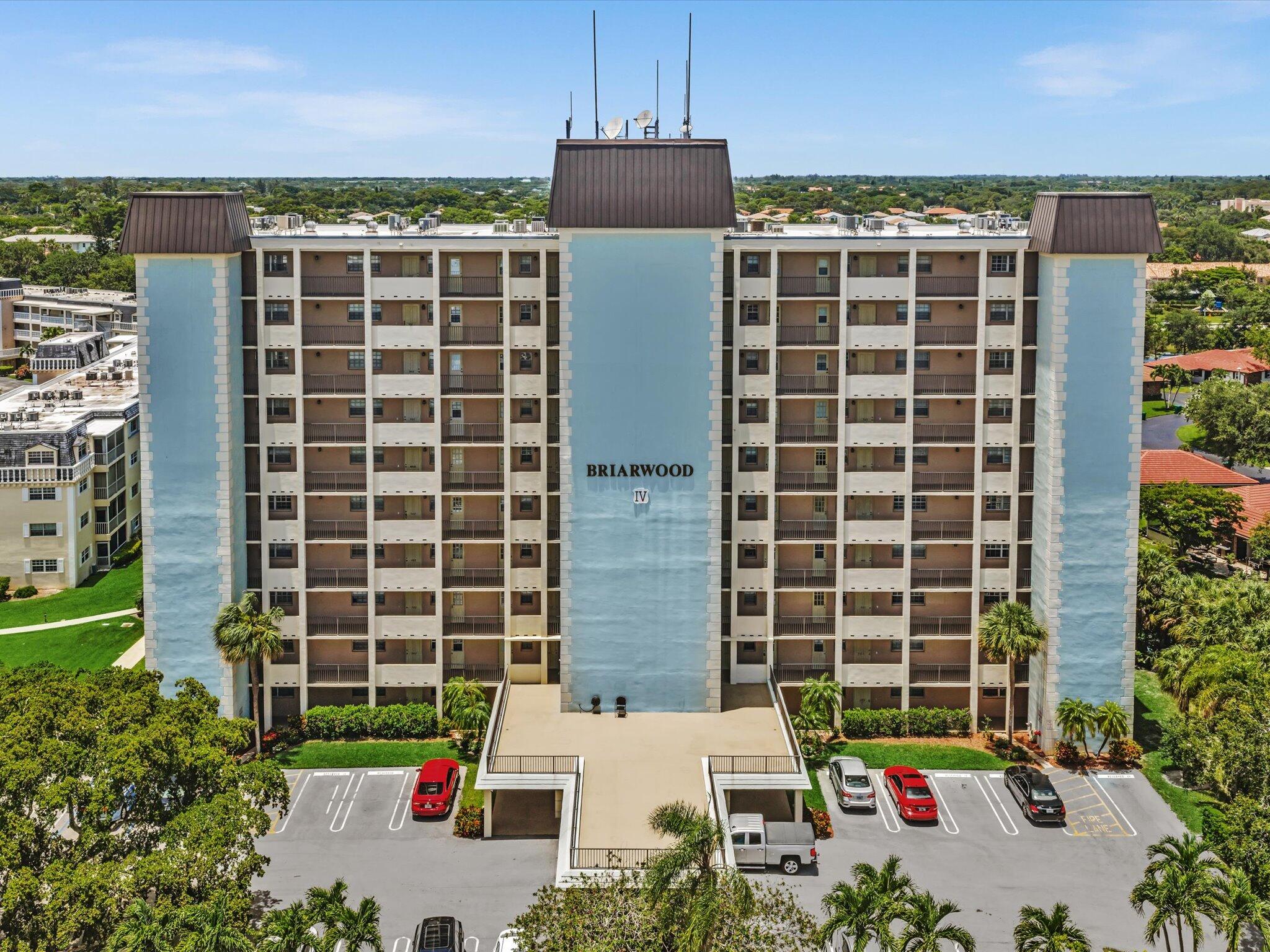 En Venta 9101 W Sample Road 204, Coral Springs, FL 33065, Coral Springs, FL 33065