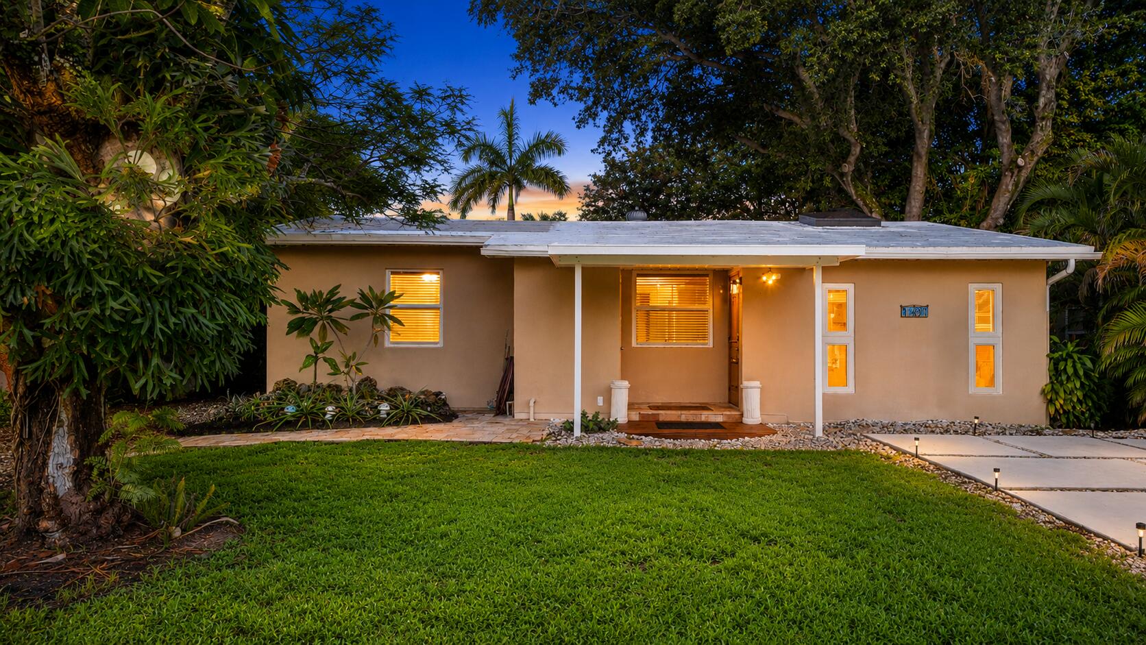 Foto de propiedad en 1497 SW 29th Terrace, Fort Lauderdale, FL 33312 Fort Lauderdale con MLS# 