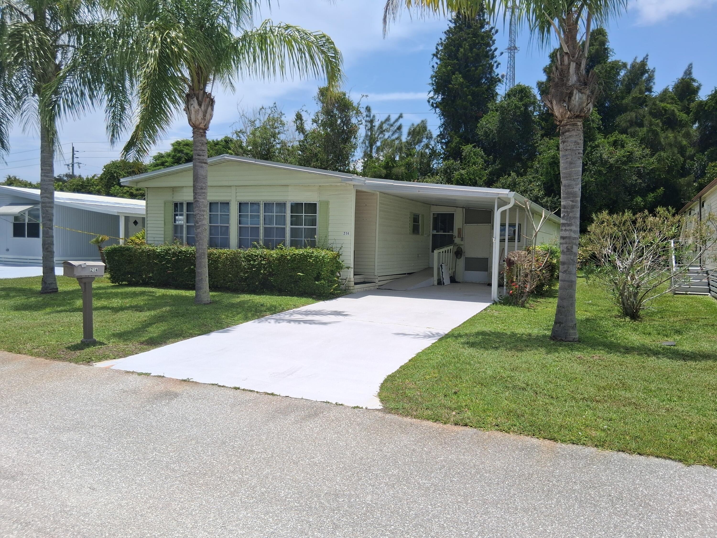 En Venta 214 W Caribbean, Port St. Lucie, FL 34952, Port St. Lucie, FL 34952