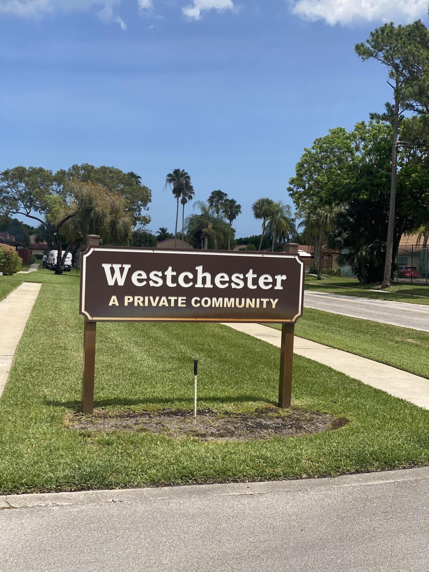 Foto de propiedad en 4397 Woodstock Drive A, West Palm Beach, FL 33409 West Palm Beach con MLS# 