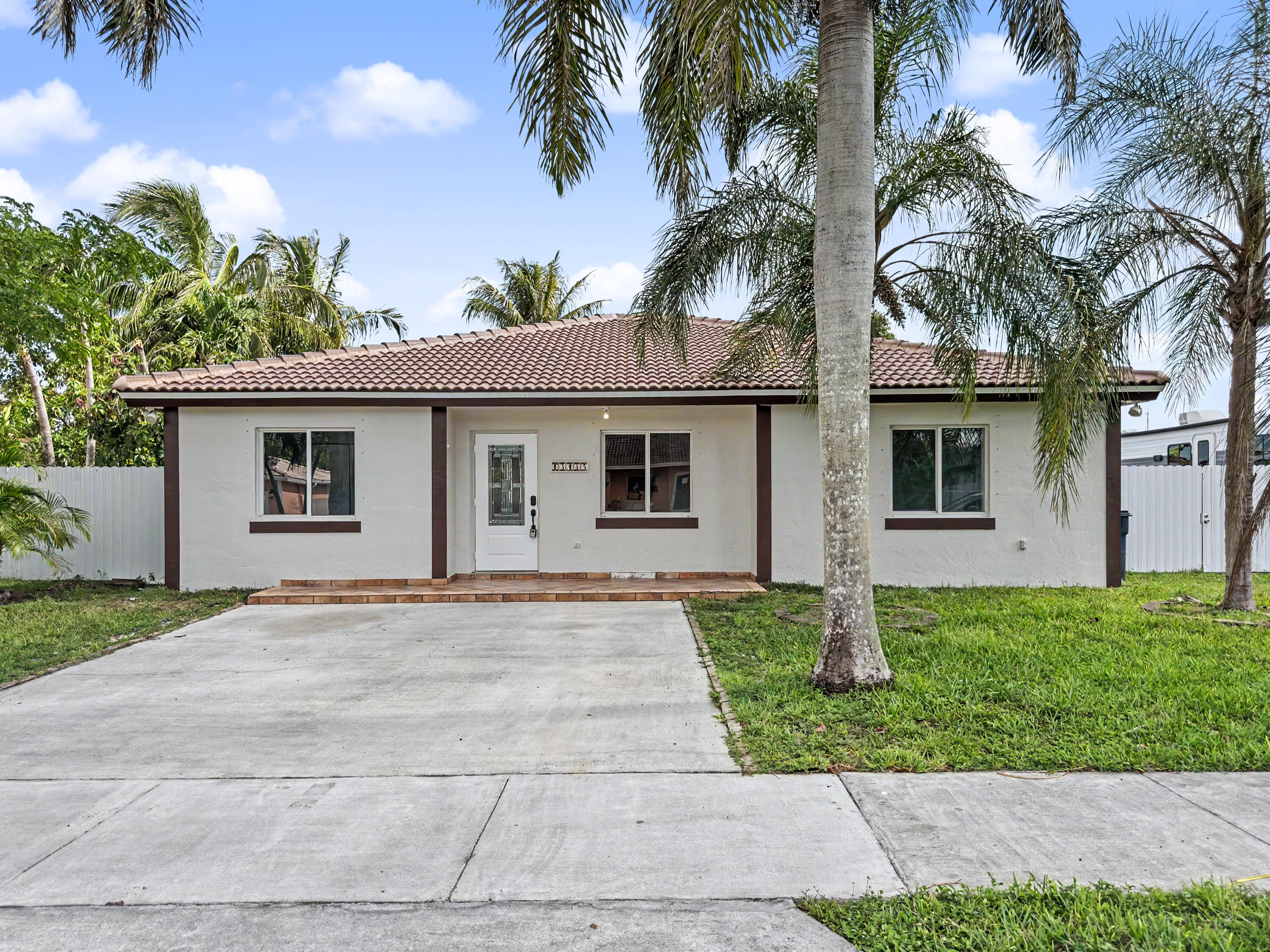 Alquilada 13435 SW 257th Terrace, Homestead, FL 33032, Homestead, FL 33032