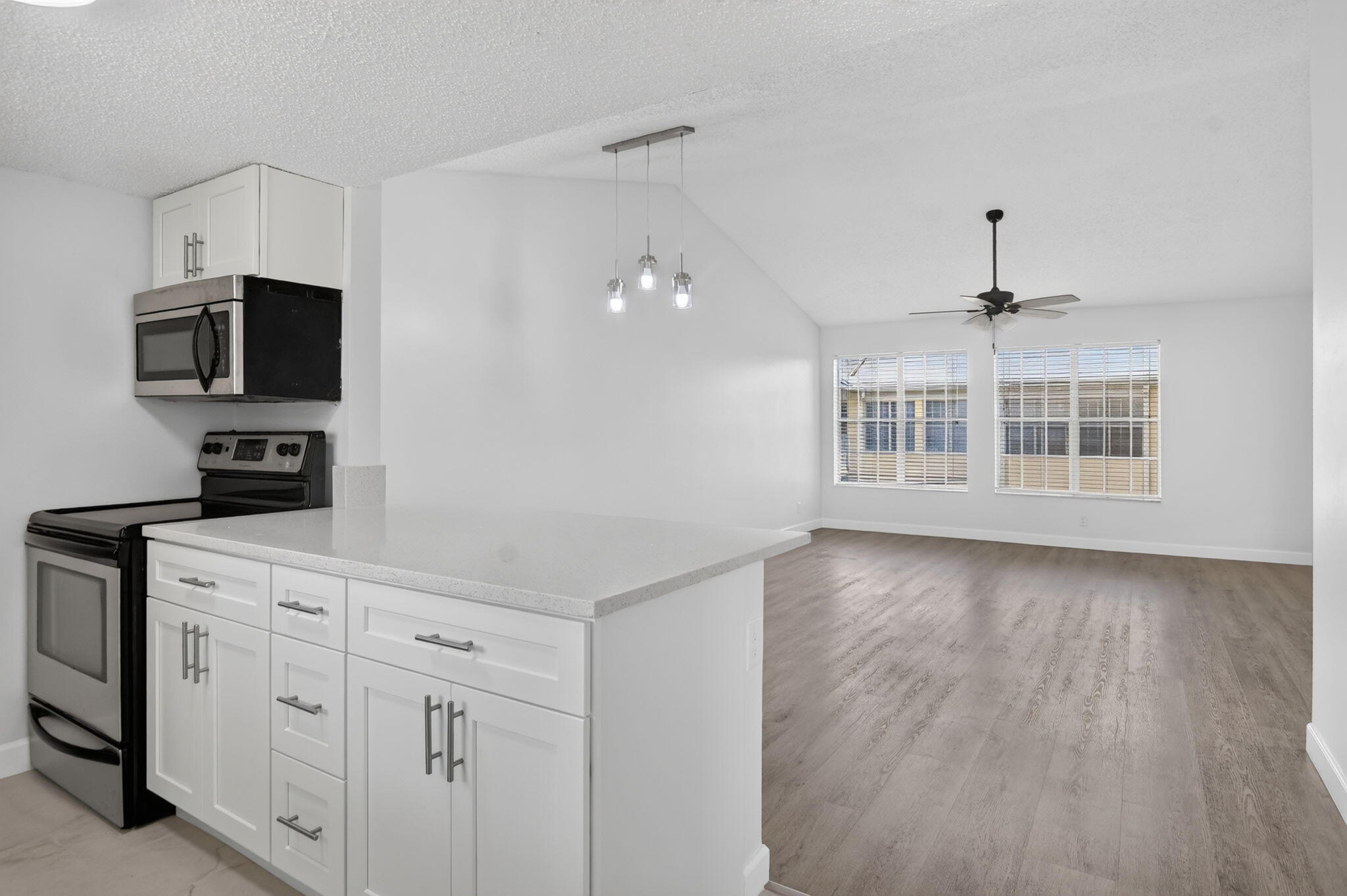 Foto de propiedad en 6323 La Costa Drive M, Boca Raton, FL 33433 Boca Raton con MLS# 