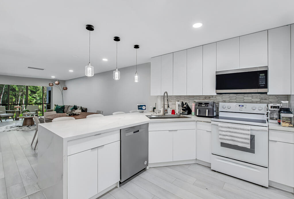 Foto de propiedad en 21362 Juego Circle D, Boca Raton, FL 33433 Boca Raton con MLS# 