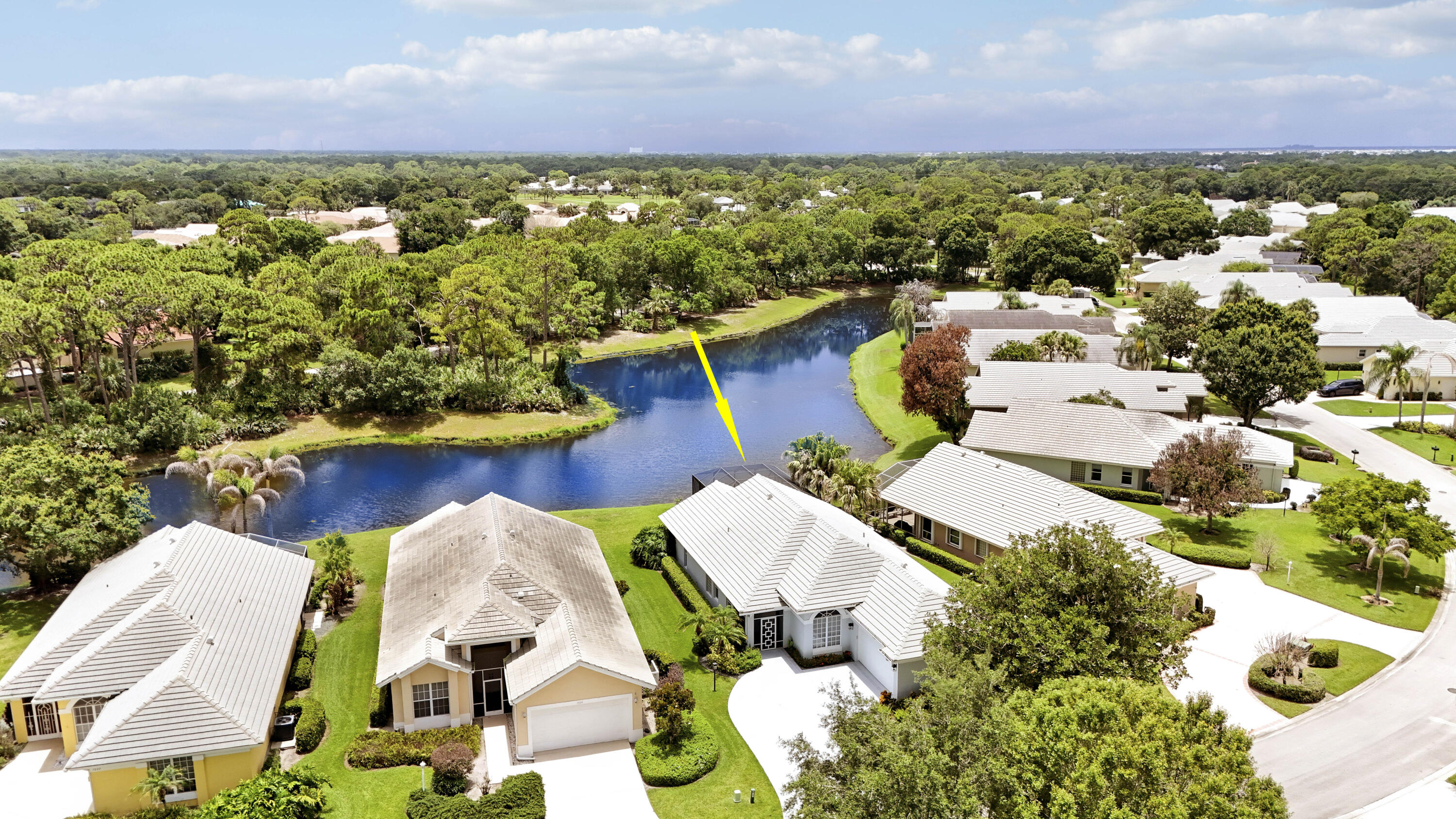 Foto de propiedad en 7226 Marsh Terrace, Port St. Lucie, FL 34986 Port St. Lucie con MLS# 