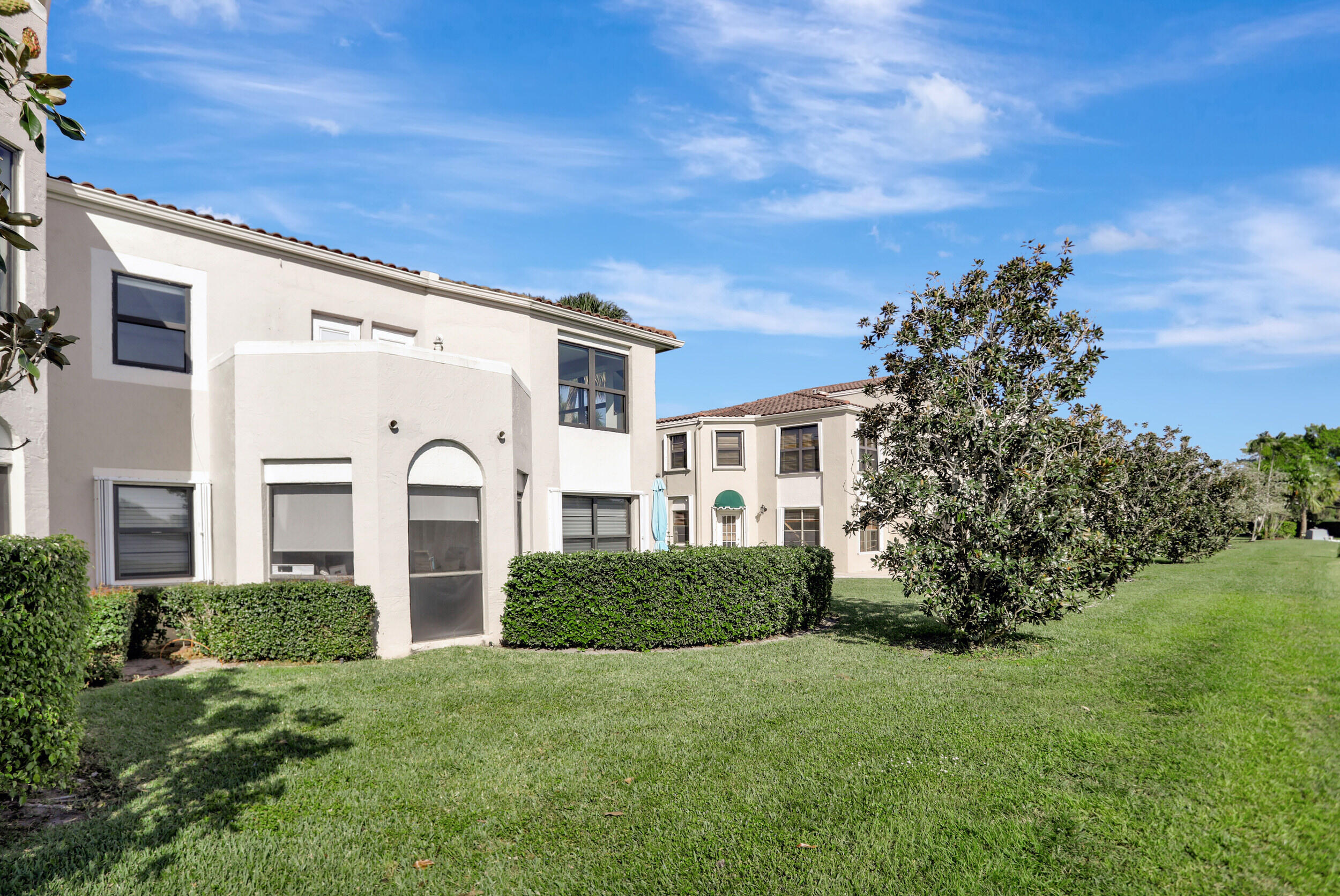 Foto de propiedad en 6646 Villa Sonrisa Drive 520, Boca Raton, FL 33433 Boca Raton con MLS# 