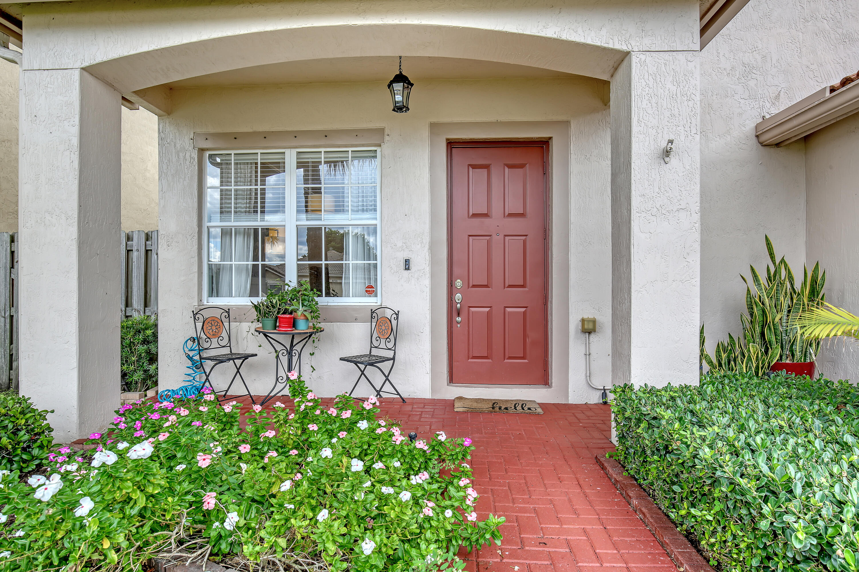 Foto de propiedad en 10751 Oak Bend Way, Wellington, FL 33414 Wellington con MLS# 
