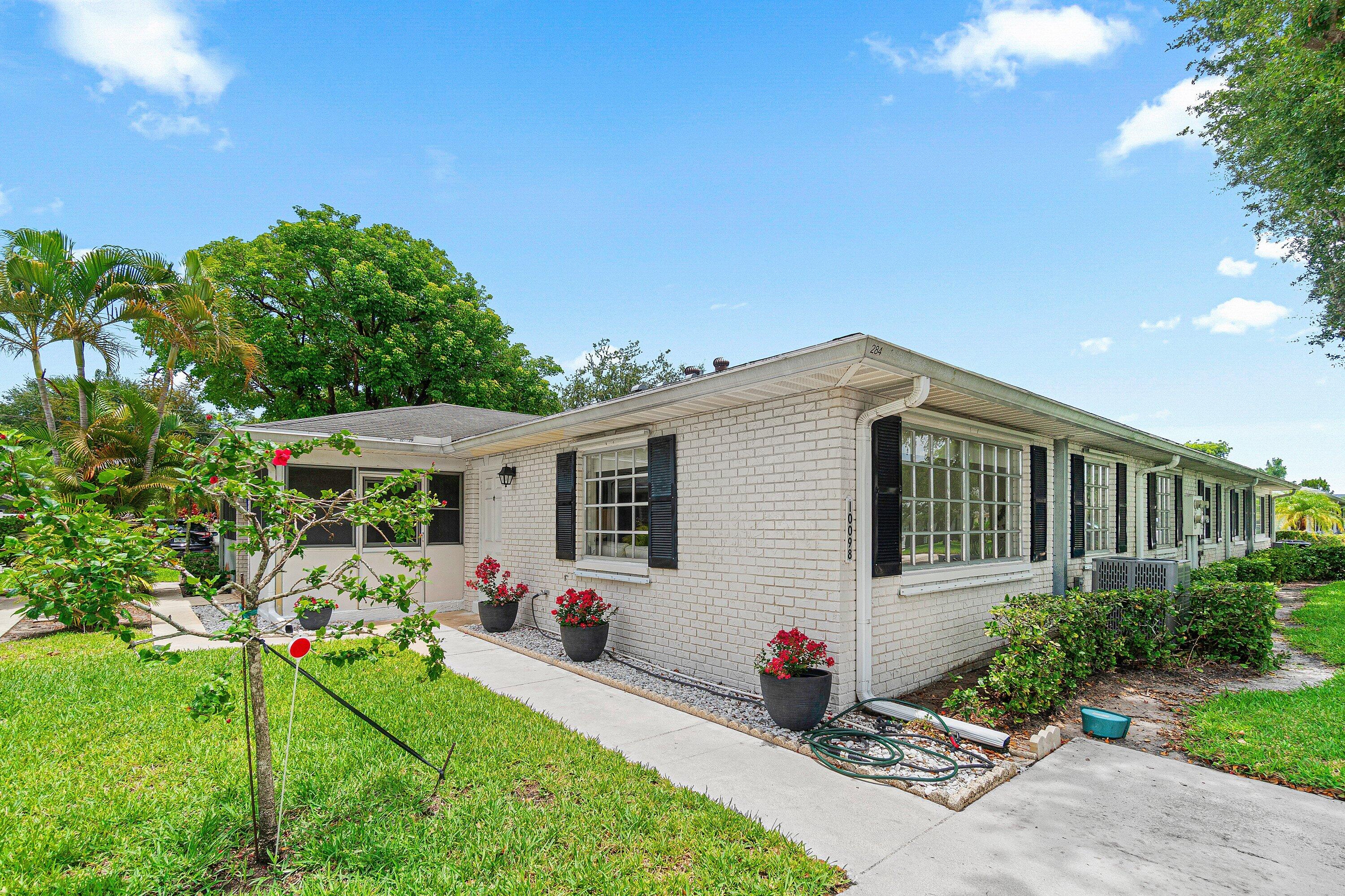 Foto de propiedad en 10098 S 40th Drive S, Boynton Beach, FL 33436 Boynton Beach con MLS# 