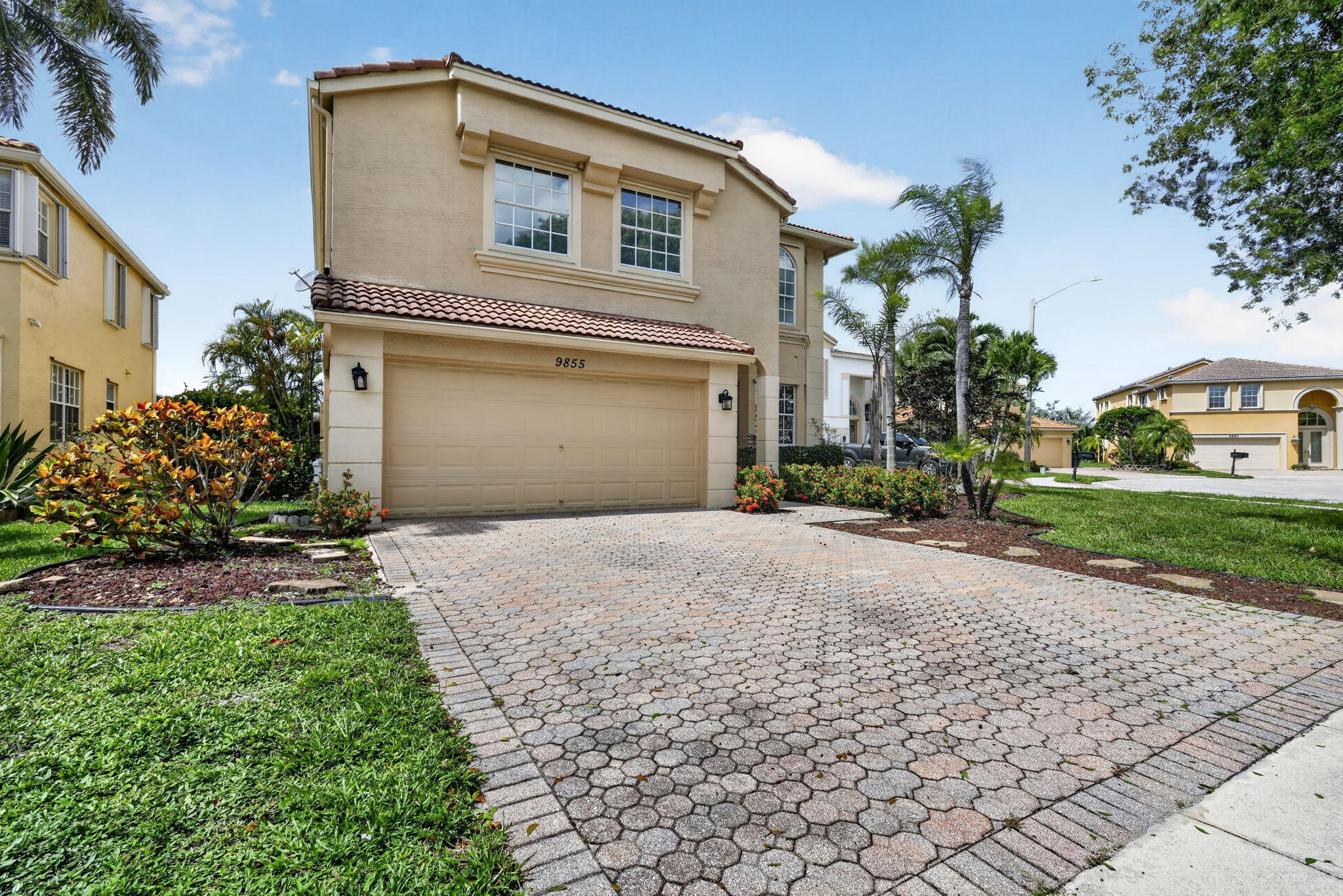 Foto de propiedad en 9855 Woolworth Court Court, Wellington, FL 33414 Wellington con MLS# 