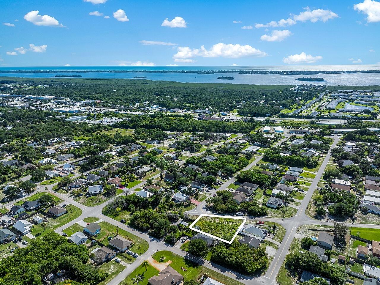 En Venta 1325 2nd Road SW, Vero Beach, FL 32962, Vero Beach, FL 32962