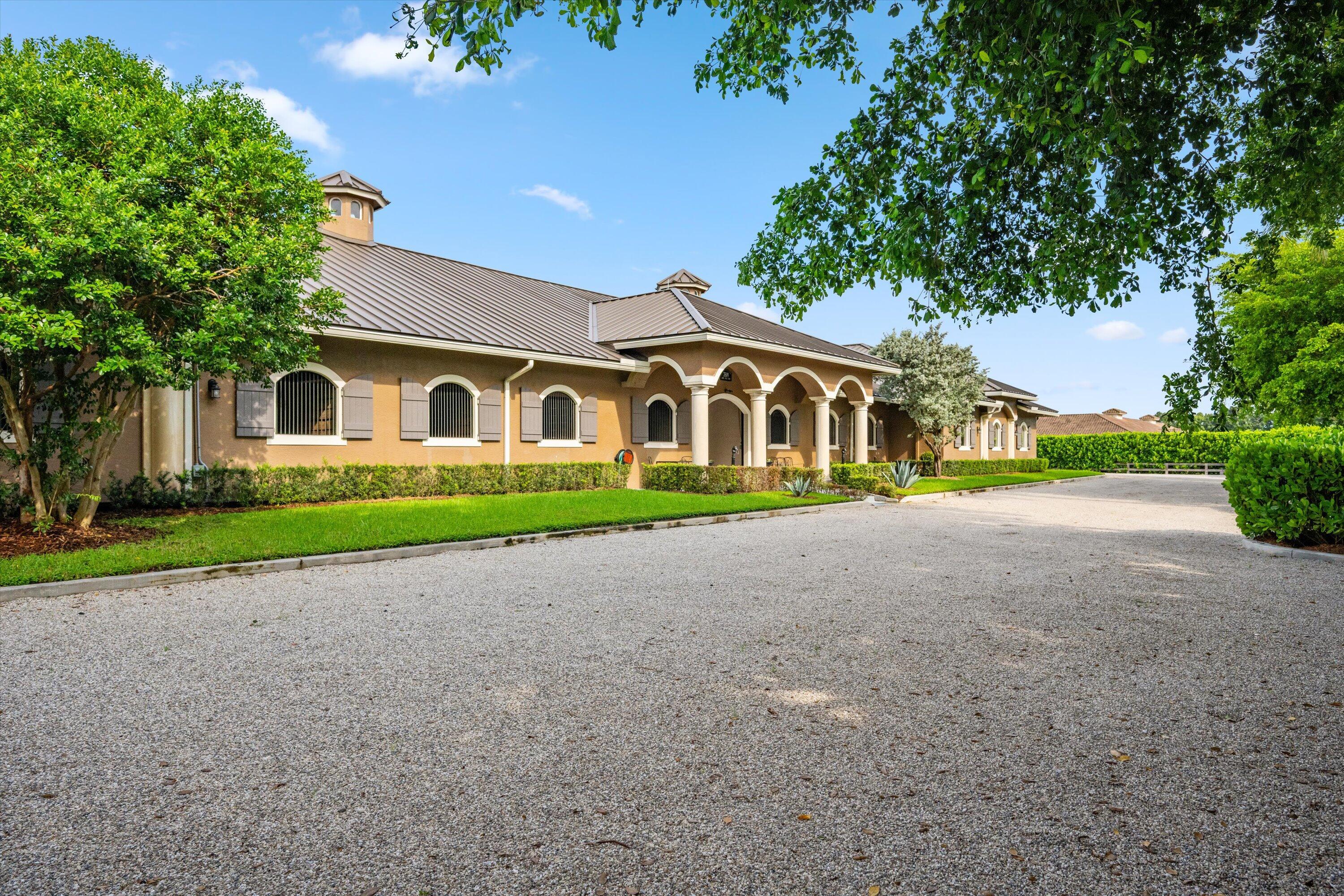 Foto de propiedad en 3509 Grand Prix Farms Drive, Wellington, FL 33414 Wellington con MLS# 