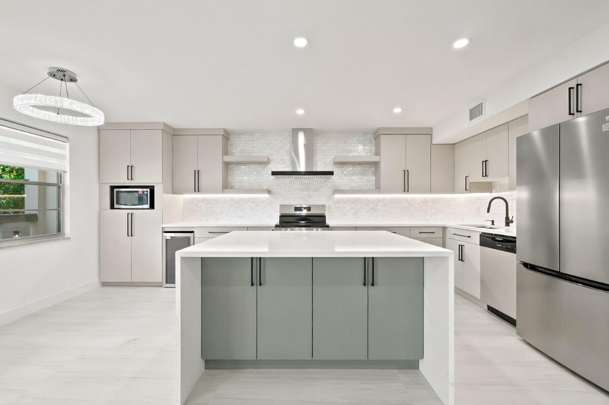 Foto de propiedad en 1805 Eleuthera Point B2, Coconut Creek, FL 33066 Coconut Creek con MLS# 