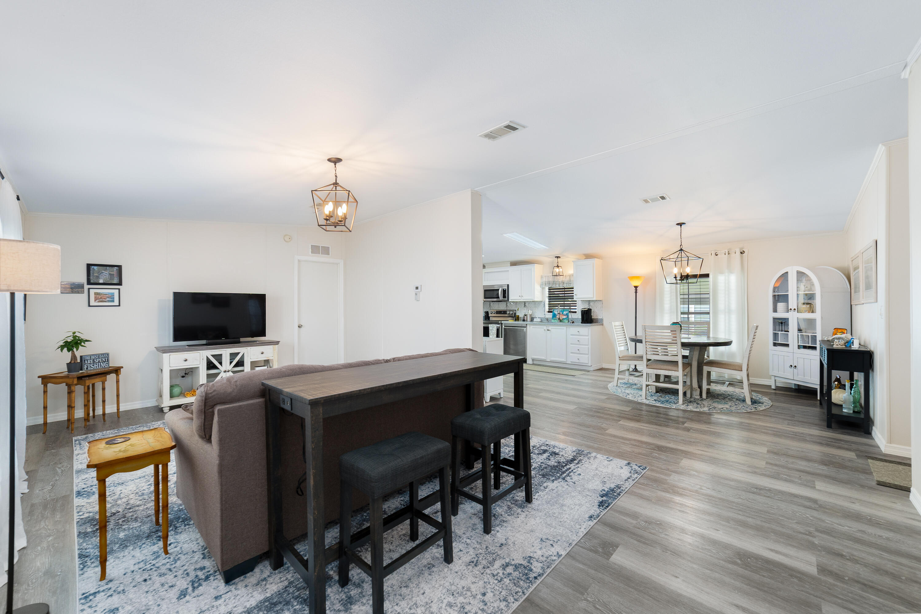 Foto de propiedad en 1637 SW 35th Circle, Okeechobee, FL 34974 Okeechobee con MLS# 