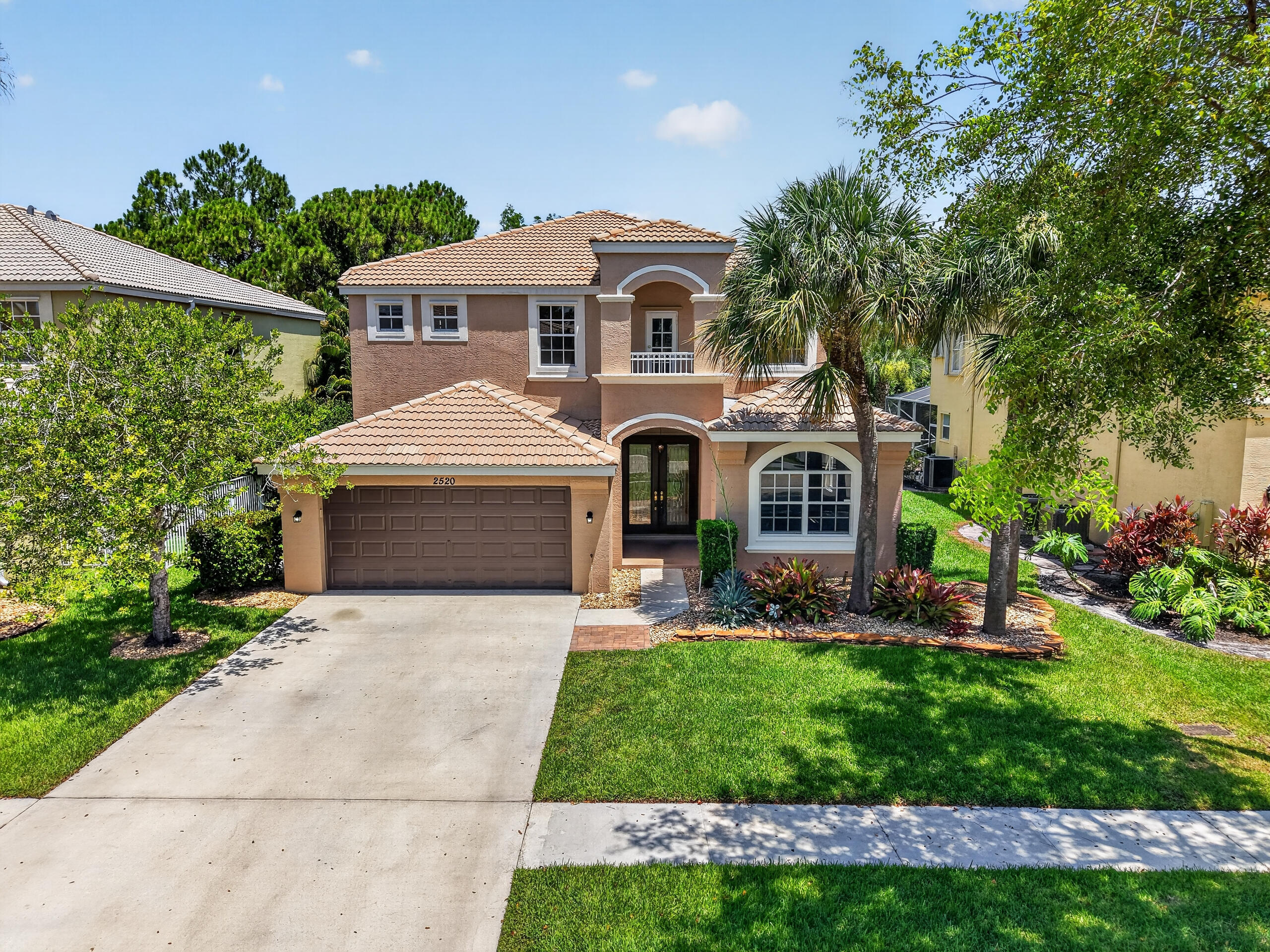 Foto de propiedad en 2520 Glendale Place, Royal Palm Beach, FL 33411 Royal Palm Beach con MLS# 