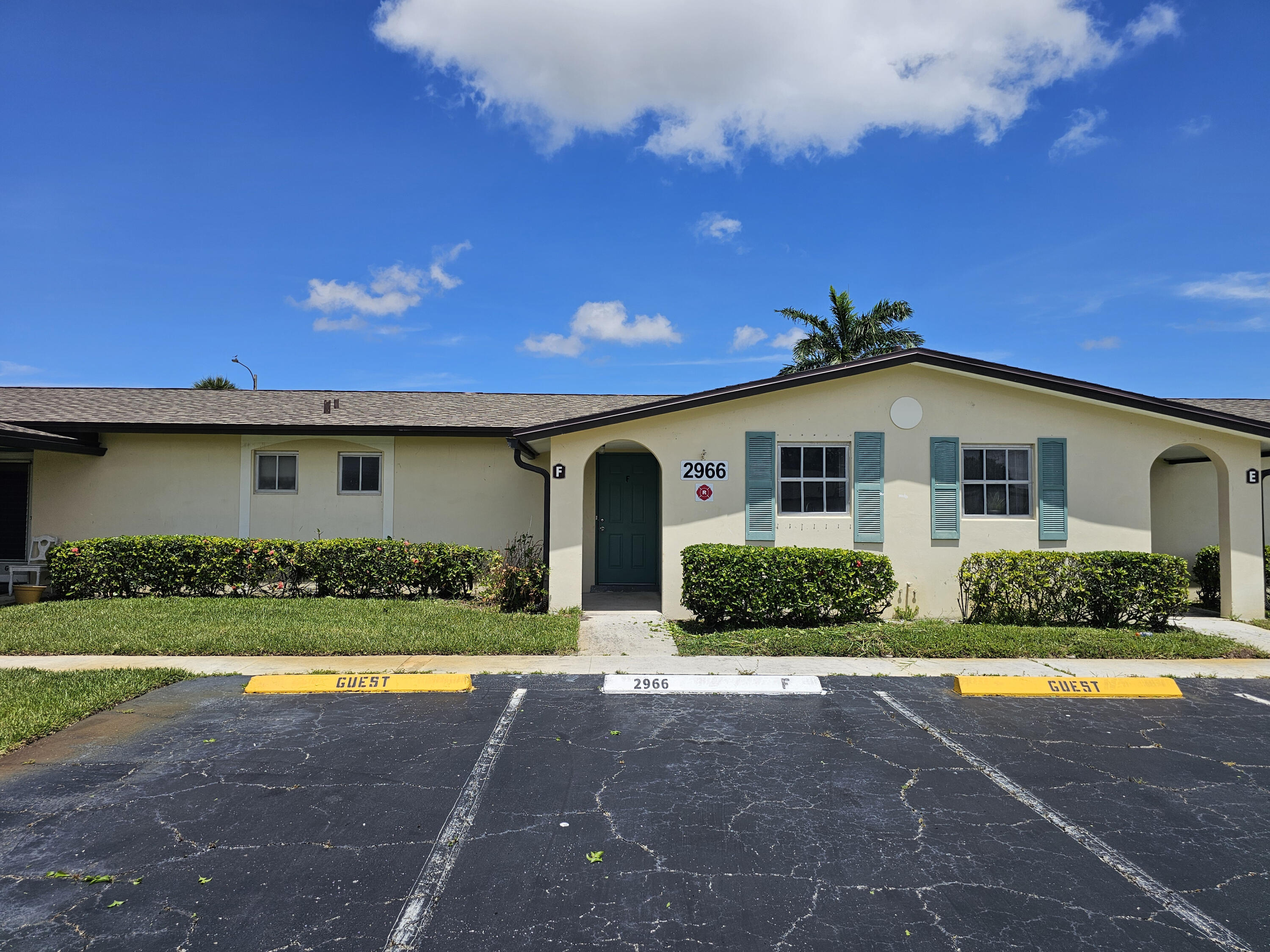 En Venta 2966 Ashley Drive E F, West Palm Beach, FL 33415, West Palm Beach, FL 33415