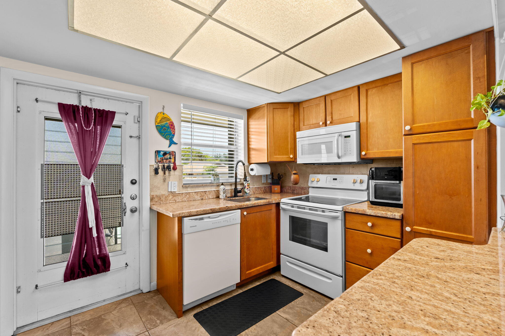 Foto de propiedad en 312 NE 17th Avenue 203, Boynton Beach, FL 33435 Boynton Beach con MLS# 