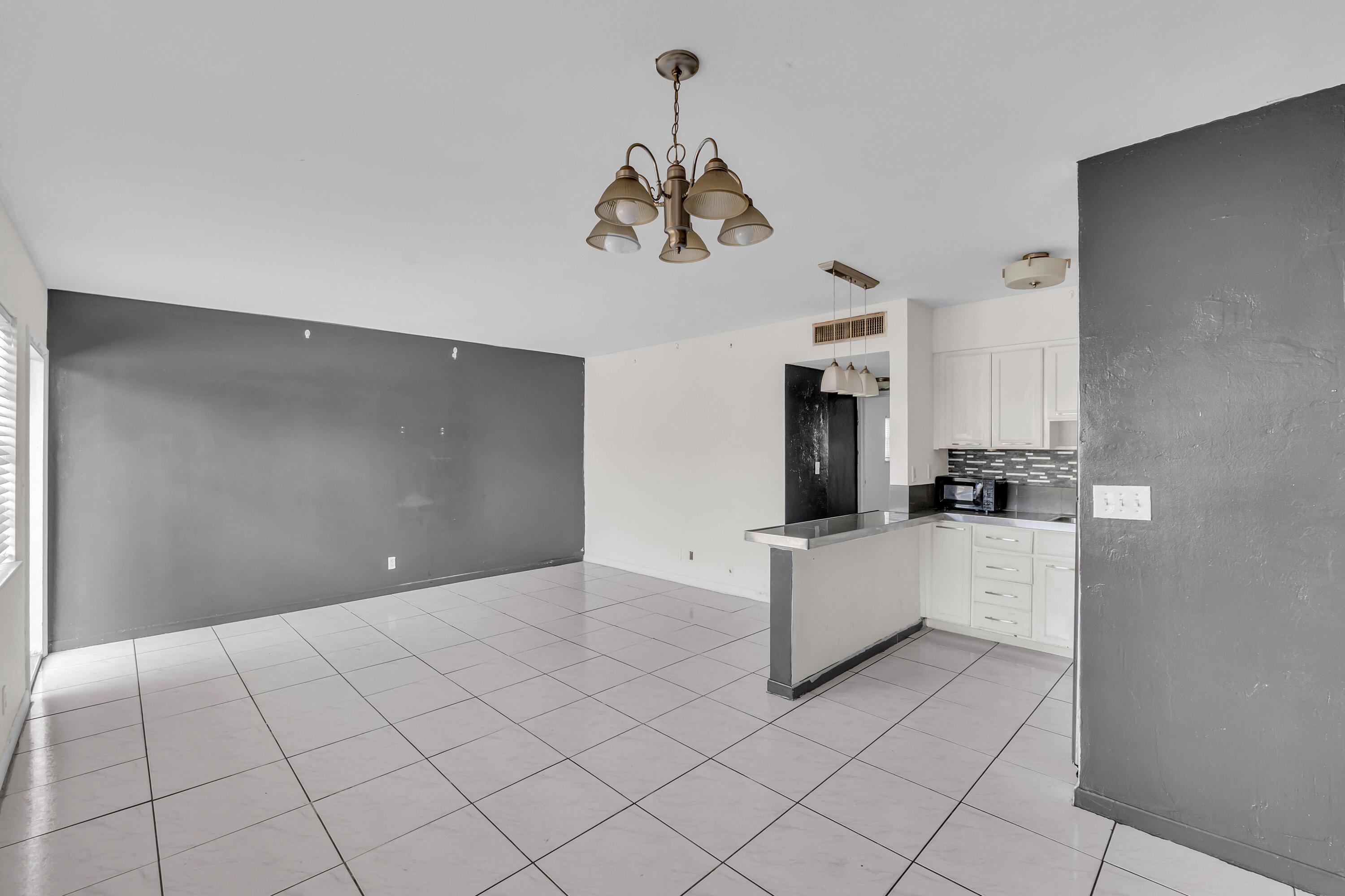 En Venta 4050 NE 12th Terrace 38, Oakland Park, FL 33334, Oakland Park, FL 33334