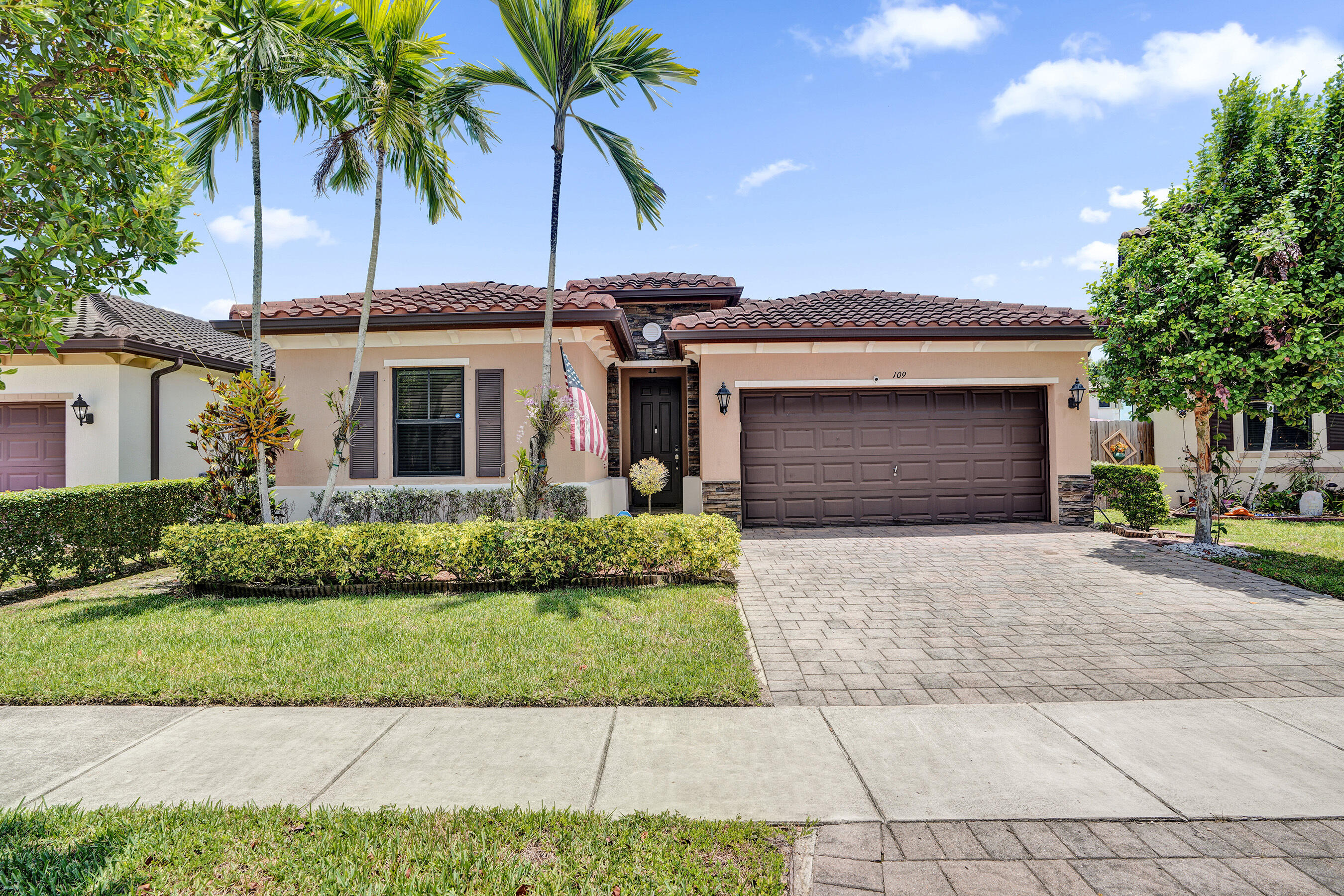 Foto de propiedad en 109 NE 26th Terrace, Homestead, FL 33033 Homestead con MLS# 