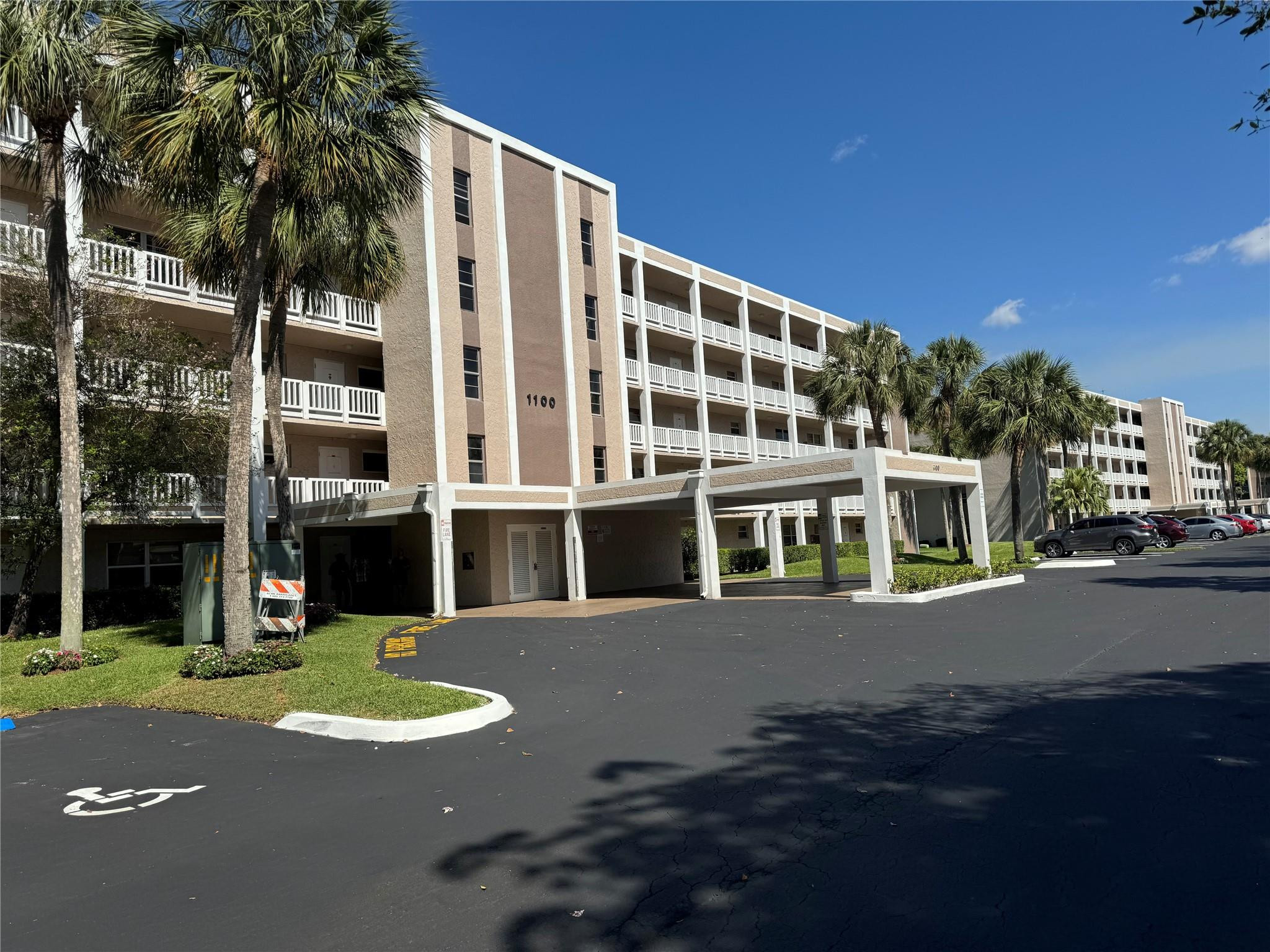 Foto de propiedad en 1100 NW 87th Avenue 508, Coral Springs, FL 33071 Coral Springs con MLS# 